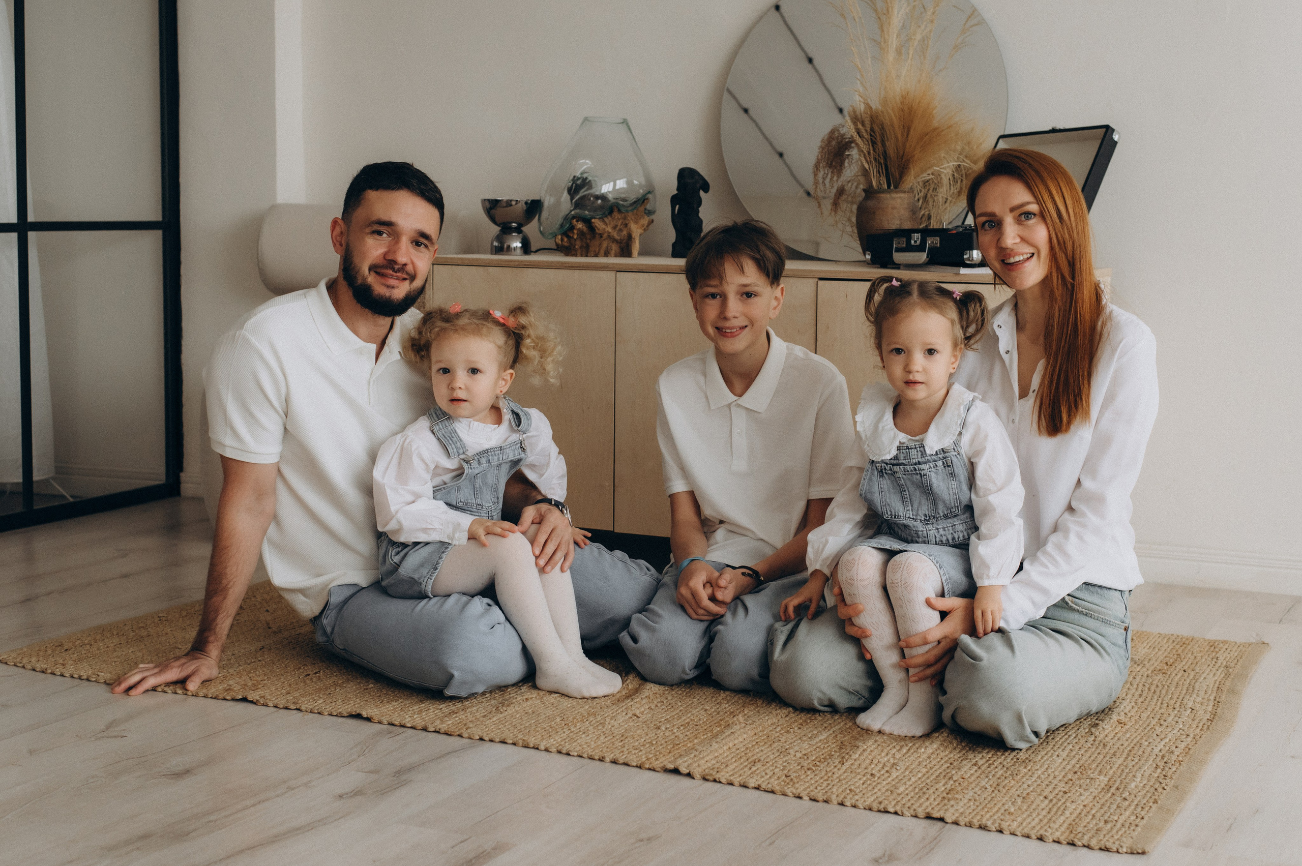 Сімейна фотосесія Тернопіль, сімейний фотограф Тернопіль, фотосесія у студії Тернопіль, дитячий фотограф, портретний фотограф Тернопіль. Сімейний, дитячий та індивідуальний фотограф в м. Тернопіль, м. Львів