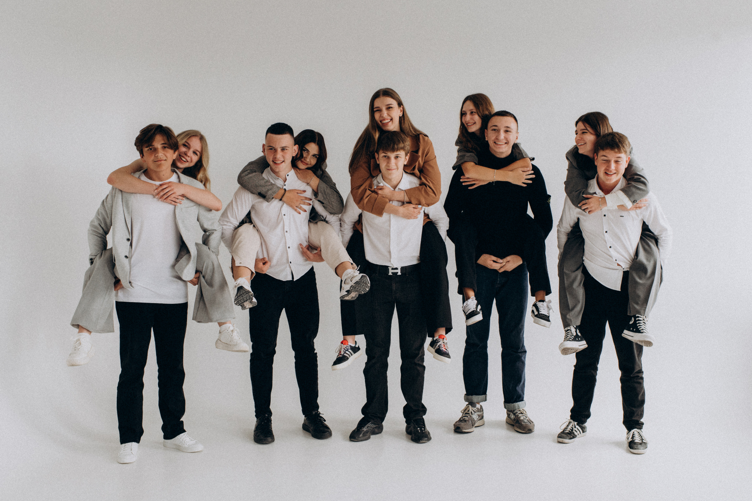 Фотосесія на віньєтки, фотосесія випускників, шкільна фотосесія. Сімейний, дитячий та індивідуальний фотограф в м. Тернопіль, м. Львів