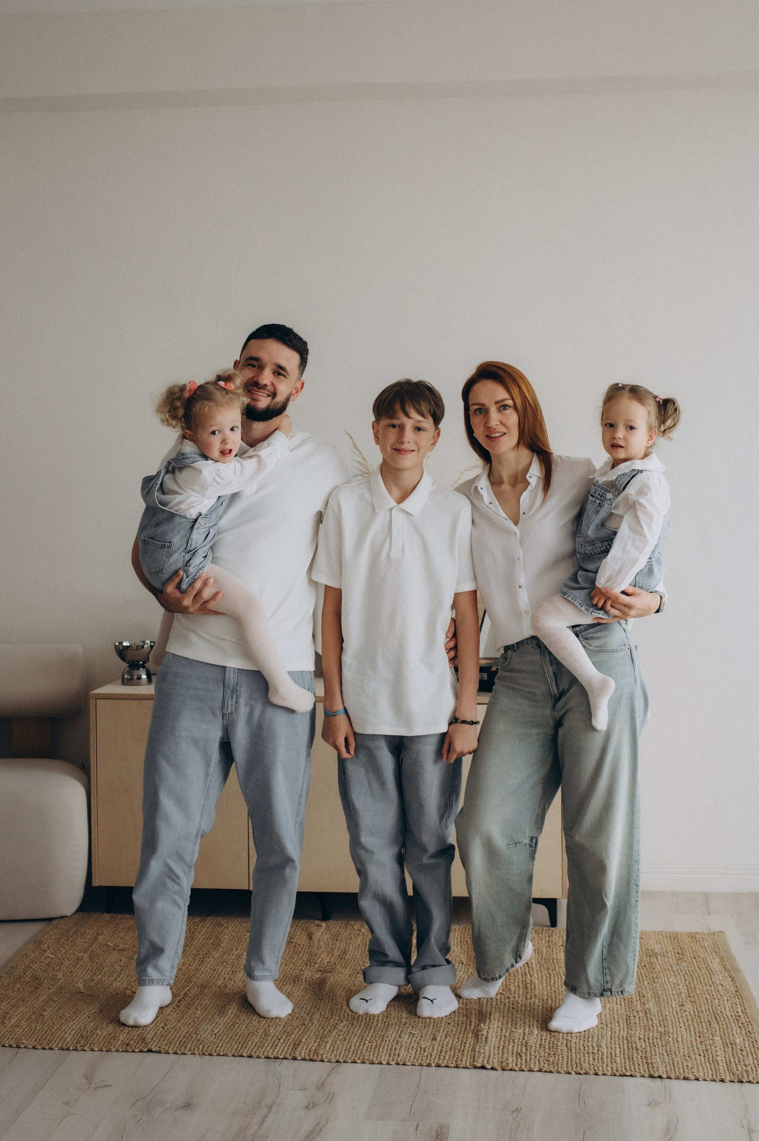 Сімейна фотосесія Тернопіль, сімейний фотограф Тернопіль, фотосесія у студії Тернопіль, дитячий фотограф, портретний фотограф Тернопіль. Сімейний, дитячий та індивідуальний фотограф в м. Тернопіль, м. Львів