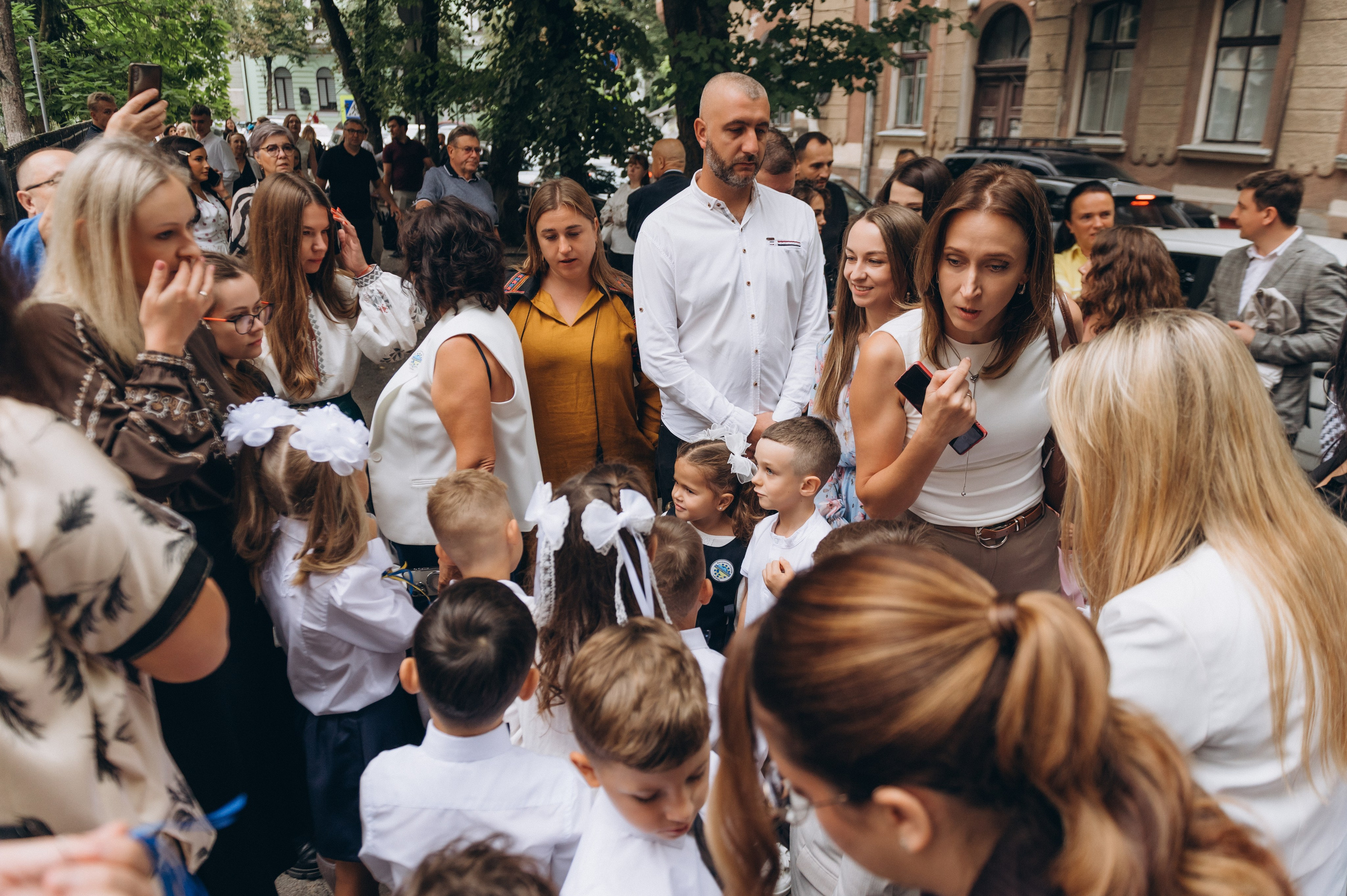 Перший дзвоник у Тернополі, фотосесія першокласників