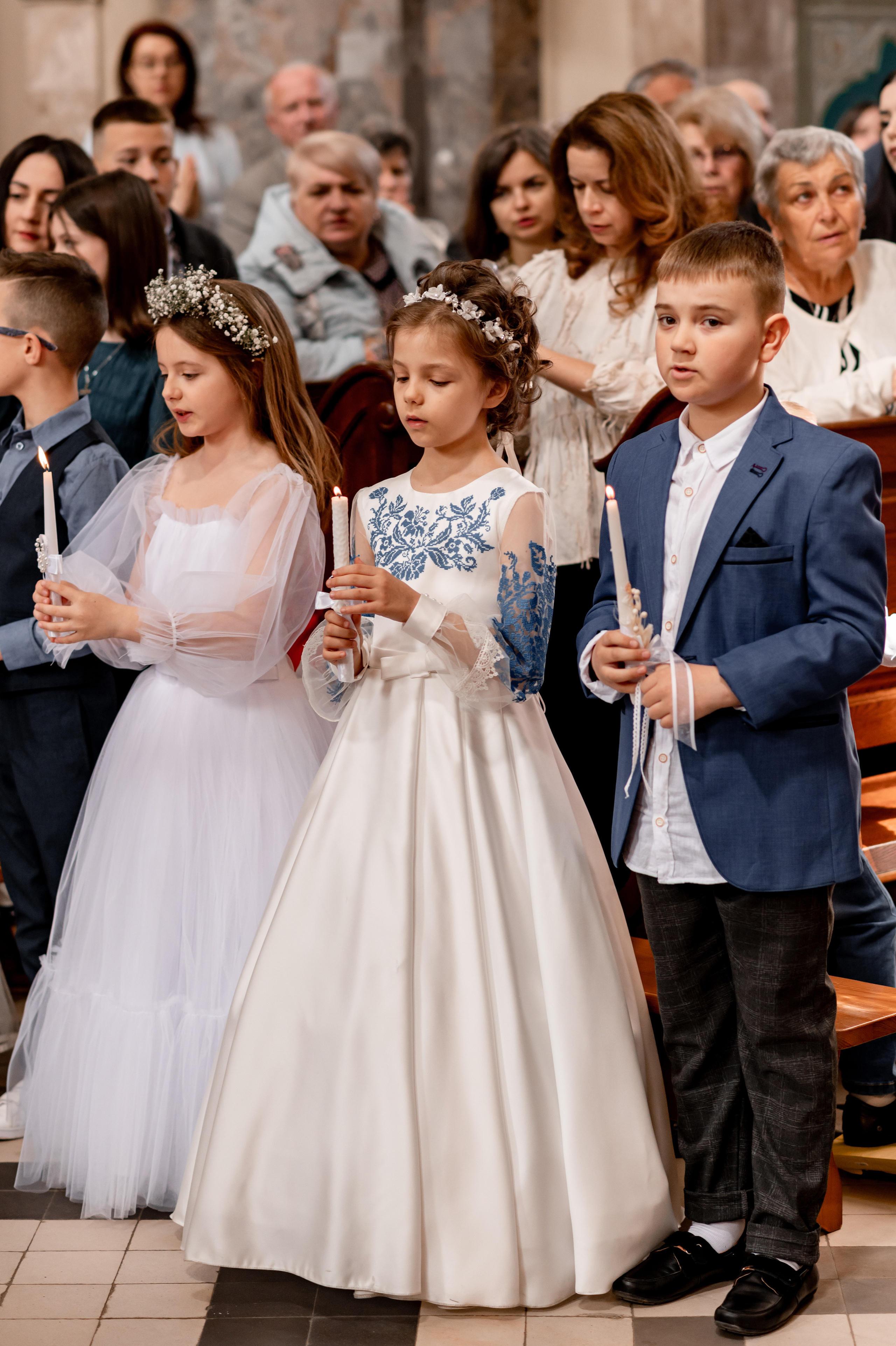 Фотосесія Першого Причастя Тернопіль, зйомка Причастя Тернопіль, Таїнство Першого Причастя Тернопіль, Катедра Причастя Тернопіль. Сімейний, дитячий та індивідуальний фотограф в м. Тернопіль, м. Львів