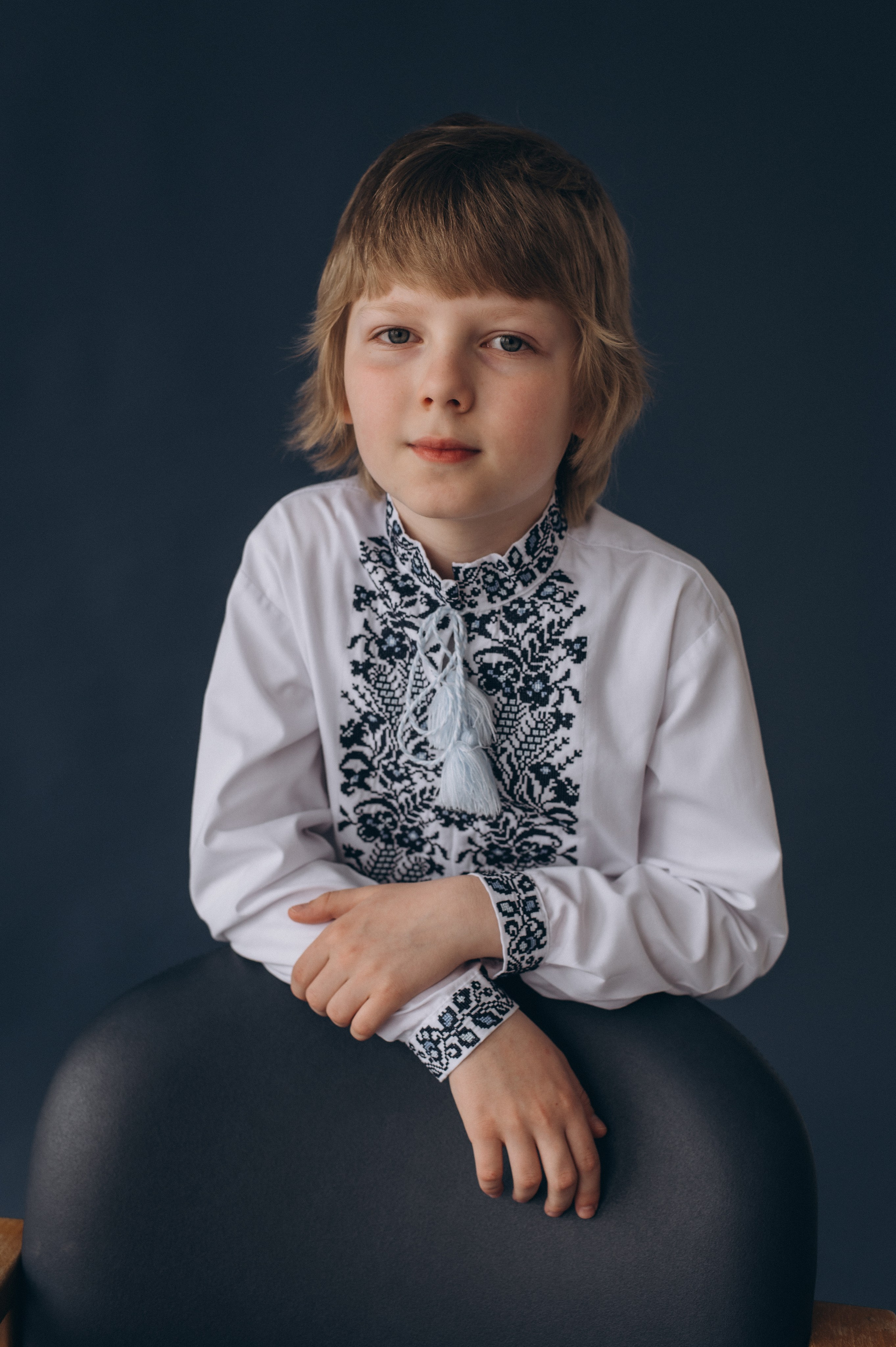 Шкільна фотосесія на віньєтки Тернопіль, фотосесія випускників Тернопіль, зйомка на віньєтки, шкільні фотоальбоми Тернопіль. Сімейний, дитячий та індивідуальний фотограф в м. Тернопіль, м. Львів