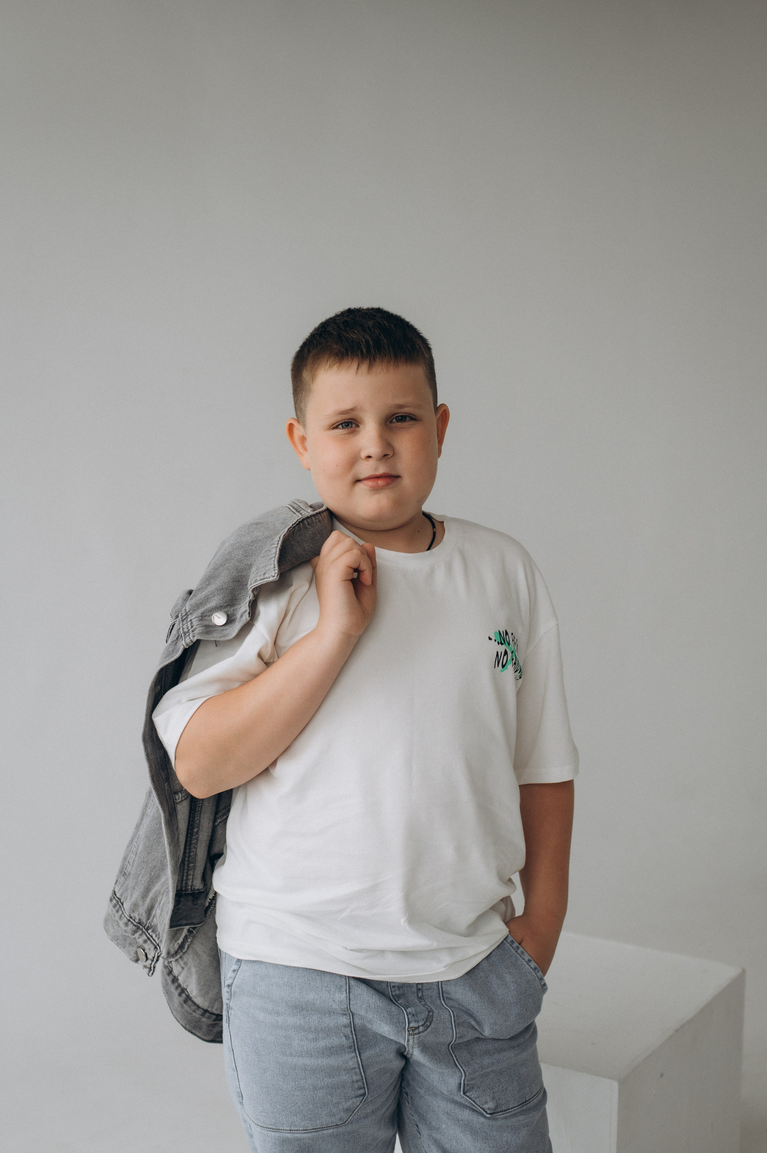 Шкільна фотосесія на віньєтки Тернопіль, фотосесія випускників Тернопіль, зйомка на віньєтки, шкільні фотоальбоми Тернопіль. Сімейний, дитячий та індивідуальний фотограф в м. Тернопіль, м. Львів