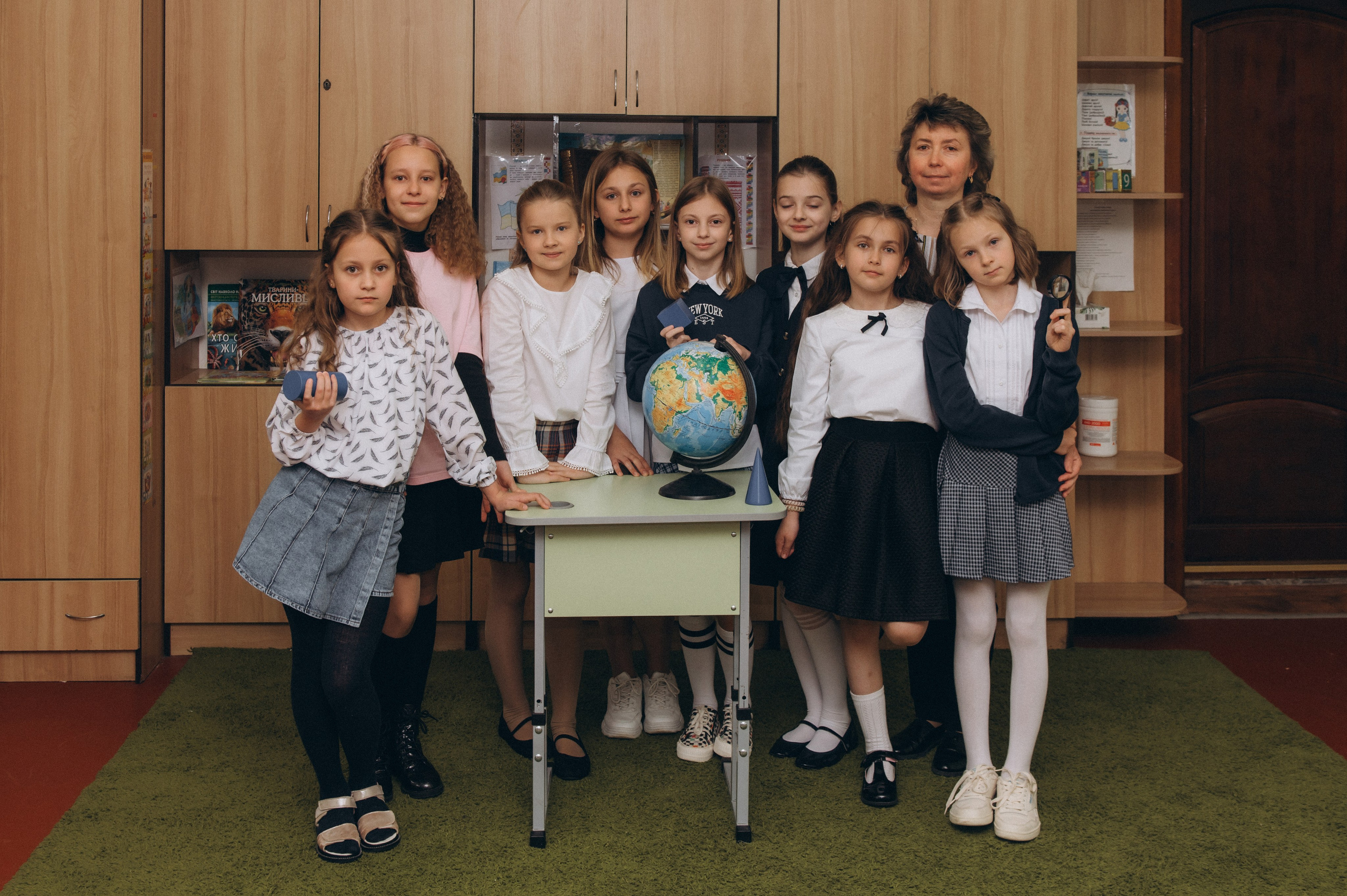 Шкільна фотосесія на віньєтки Тернопіль, фотосесія випускників Тернопіль, зйомка на віньєтки, шкільні фотоальбоми Тернопіль. Сімейний, дитячий та індивідуальний фотограф в м. Тернопіль, м. Львів