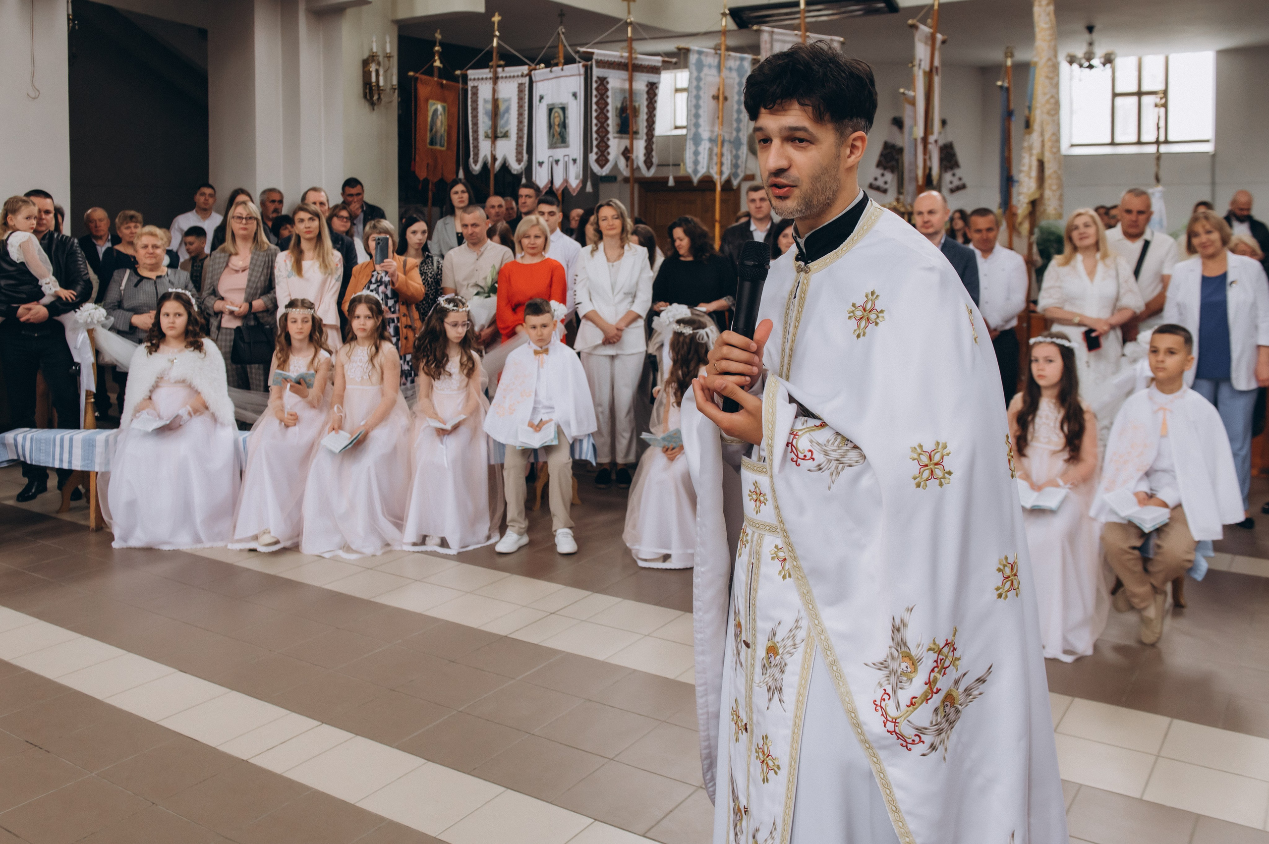 Фотосесія Причастя Тернопіль, зйомка Причастя, фотограф на Причастя Тернопіль, Причастя Львів, Причастя церква Михаїла Тернопіль. Сімейний, дитячий та індивідуальний фотограф в м. Тернопіль, м. Львів