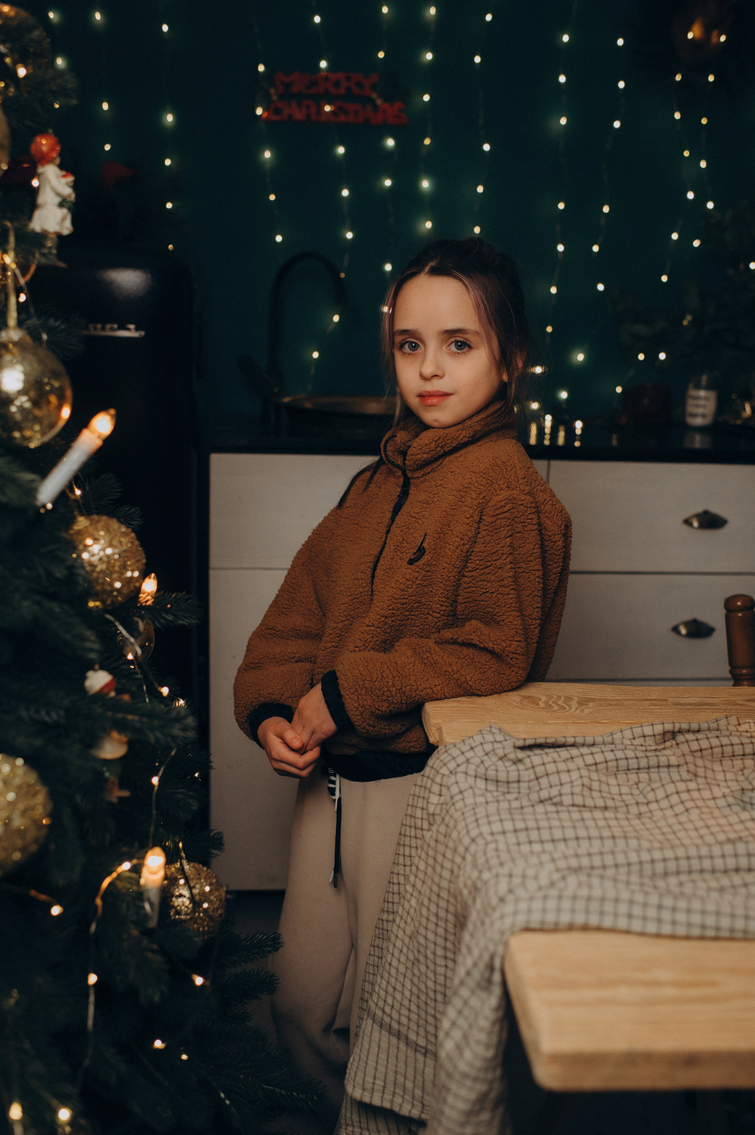 Новорічна фотосесія Тернопіль, новорічна зйомка в студії, сімейний фотограф Тернопіль Львів. Сімейний, дитячий та індивідуальний фотограф в м. Тернопіль, м. Львів