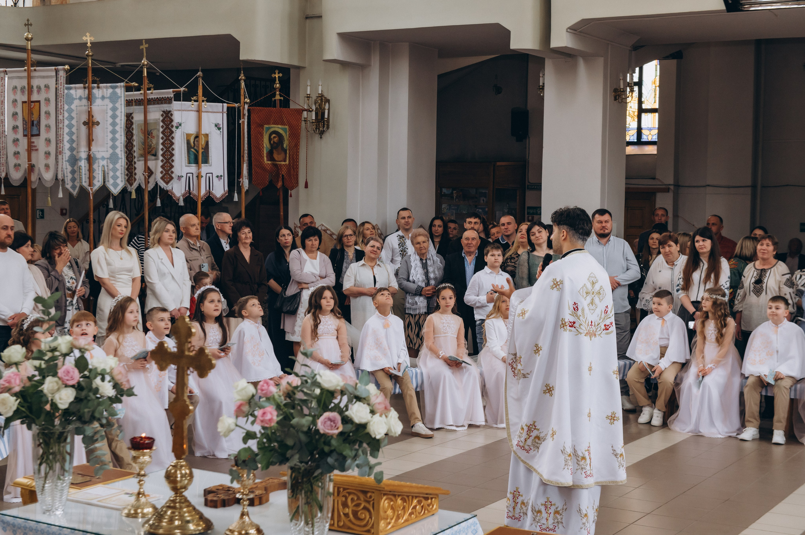 Фотосесія Причастя Тернопіль, зйомка Причастя, фотограф на Причастя Тернопіль, Причастя Львів, Причастя церква Михаїла Тернопіль. Сімейний, дитячий та індивідуальний фотограф в м. Тернопіль, м. Львів