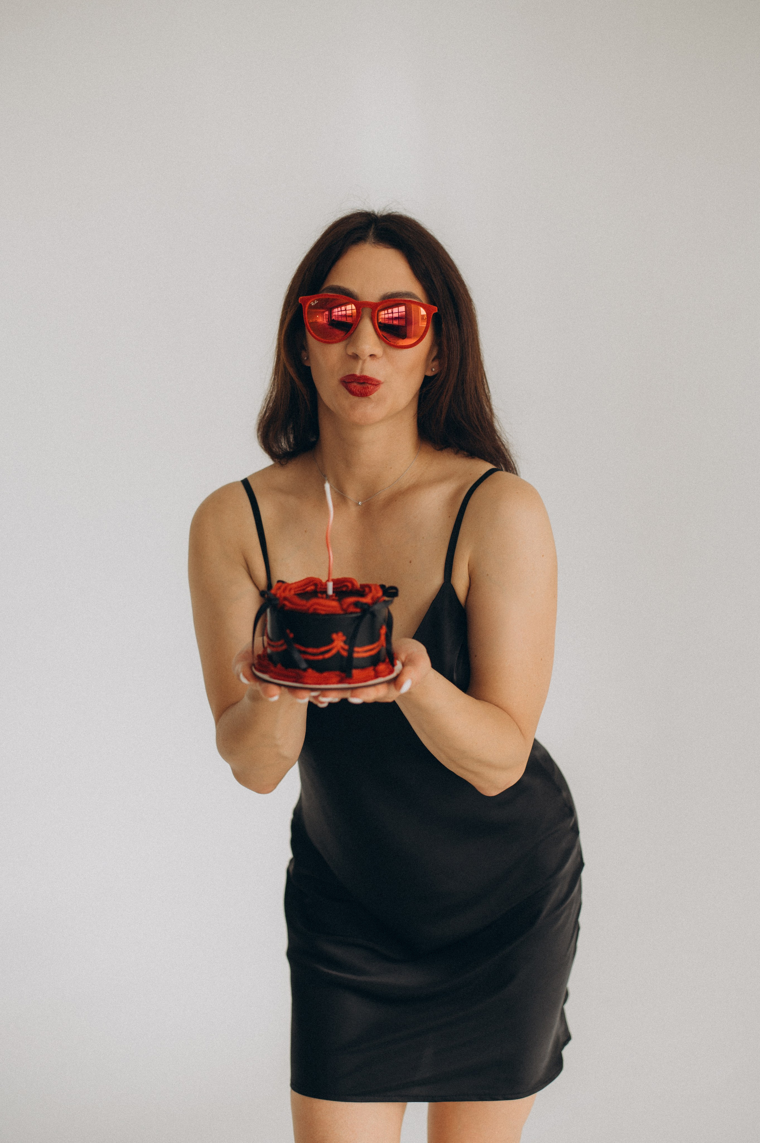 Індивідуальна фотосесія до дня народження у студії Тернопіль, інидвідуальна зйомка, портретний фотограф. Сімейний, дитячий та індивідуальний фотограф в м. Тернопіль, м. Львів