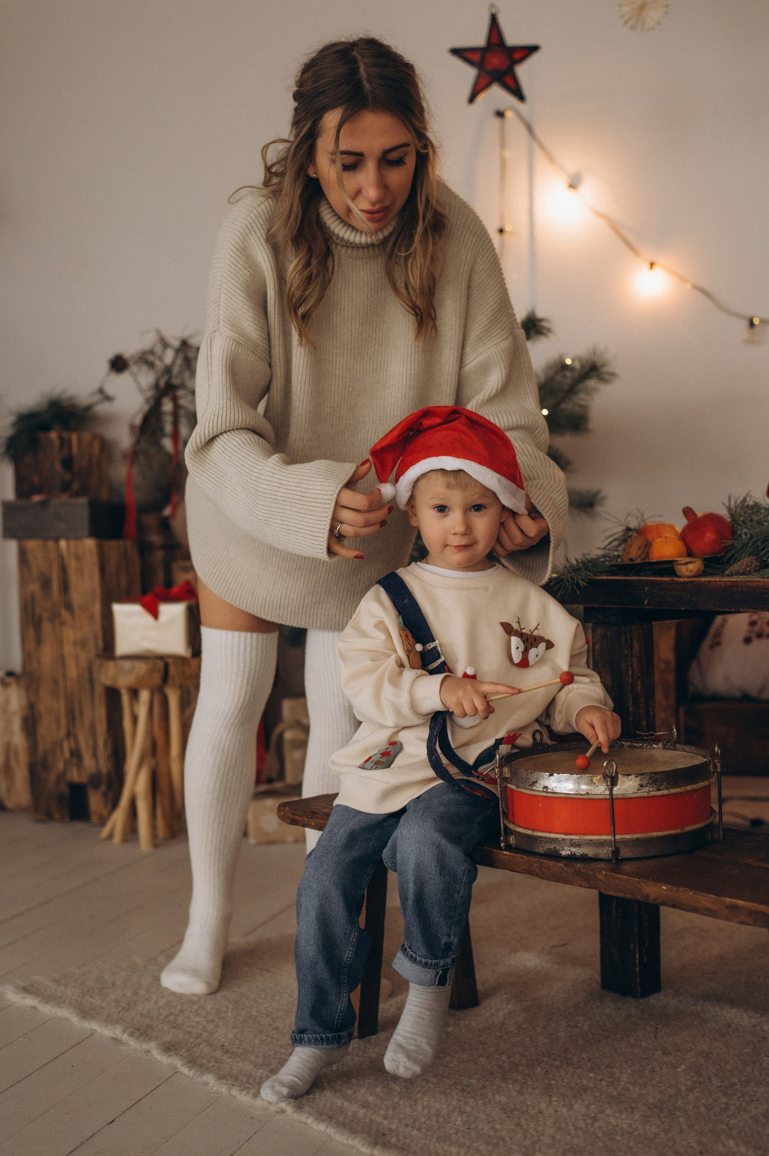 Новорічна сімейна фотосесія у студії Тернопіль, фотосесія мами та дитини, сімейний фотограф Тернопіль, новорічна зйомка. Сімейний, дитячий та індивідуальний фотограф в м. Тернопіль, м. Львів