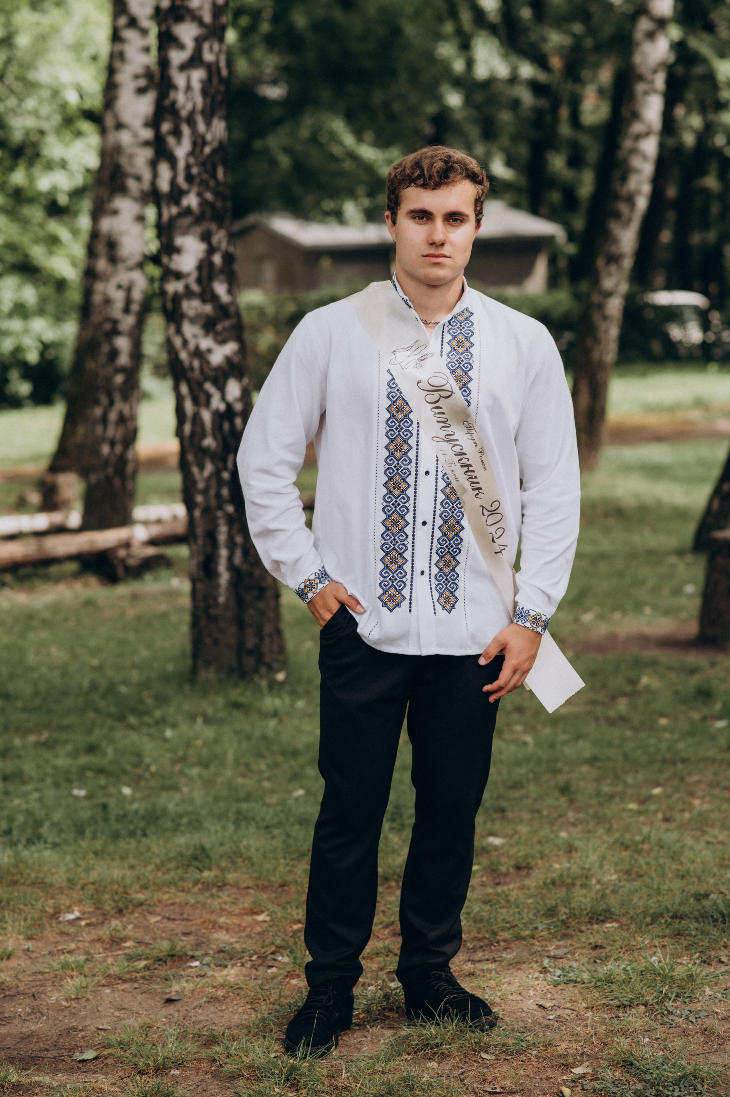 Фотосесія останнього дзвоника, фотосесія випускників Тернопіль, випускний 2024. Сімейний, дитячий та індивідуальний фотограф в м. Тернопіль, м. Львів