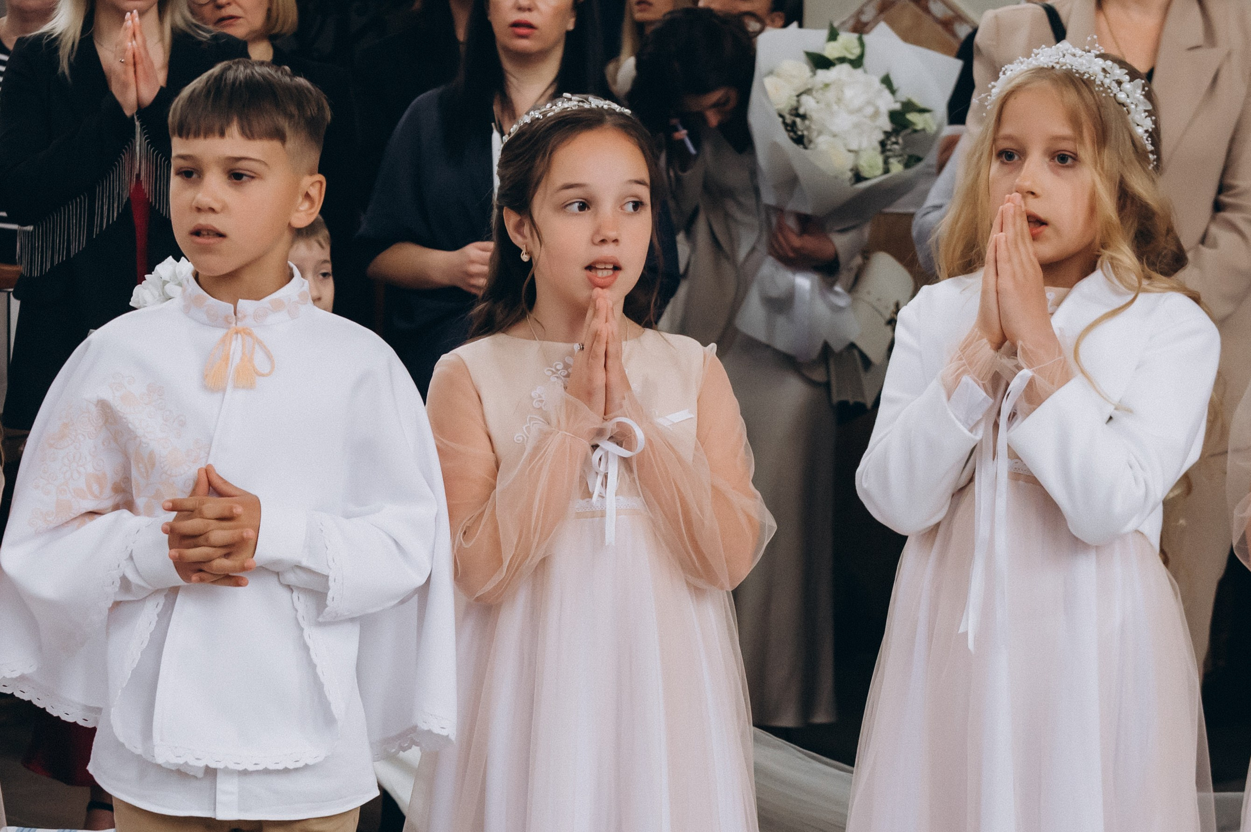 Фотосесія Причастя Тернопіль, зйомка Причастя, фотограф на Причастя Тернопіль, Причастя Львів, Причастя церква Михаїла Тернопіль. Сімейний, дитячий та індивідуальний фотограф в м. Тернопіль, м. Львів