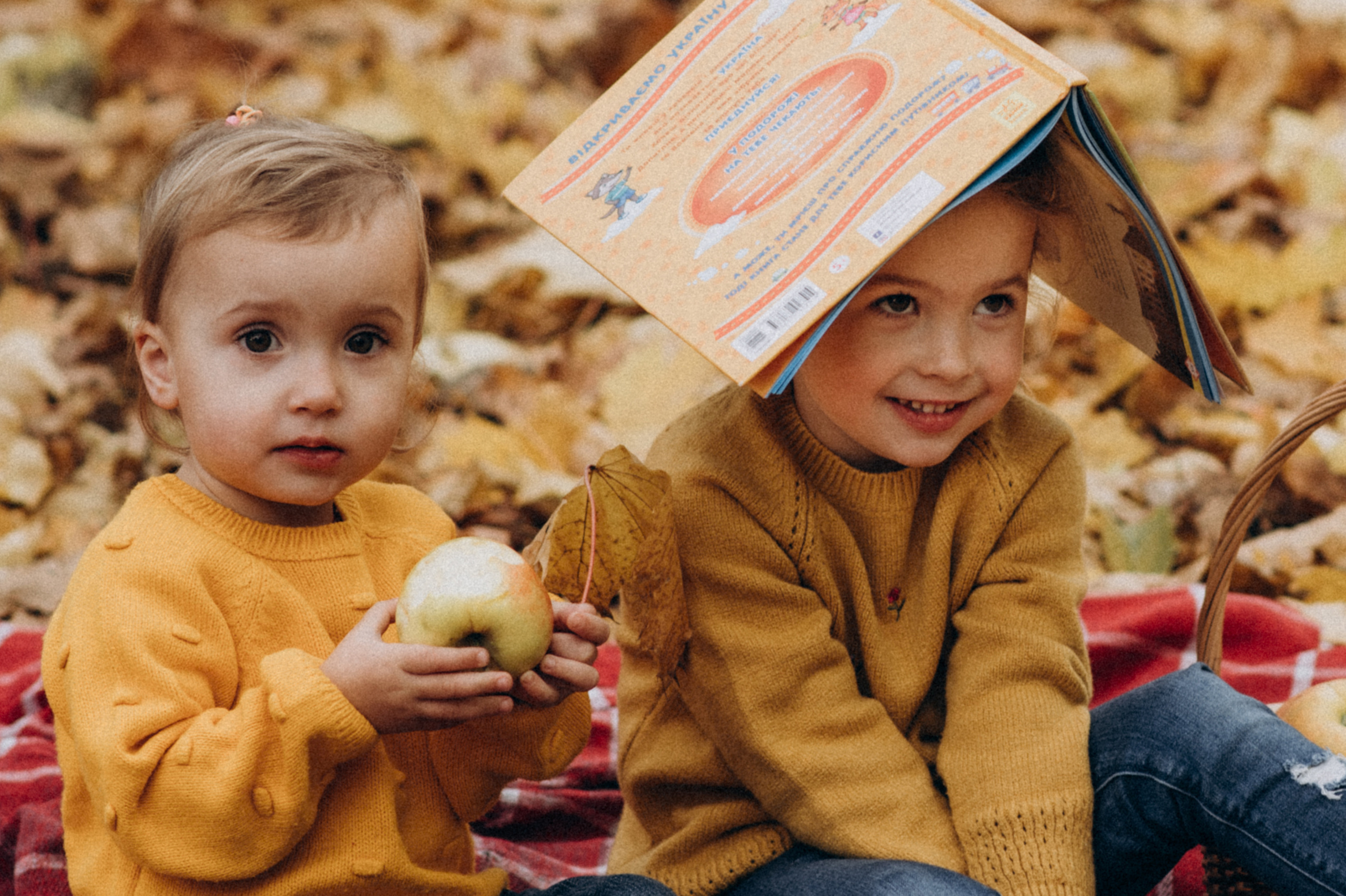 Осіння сімейна фотосесія. Сімейний, дитячий та індивідуальний фотограф в м. Тернопіль, м. Львів