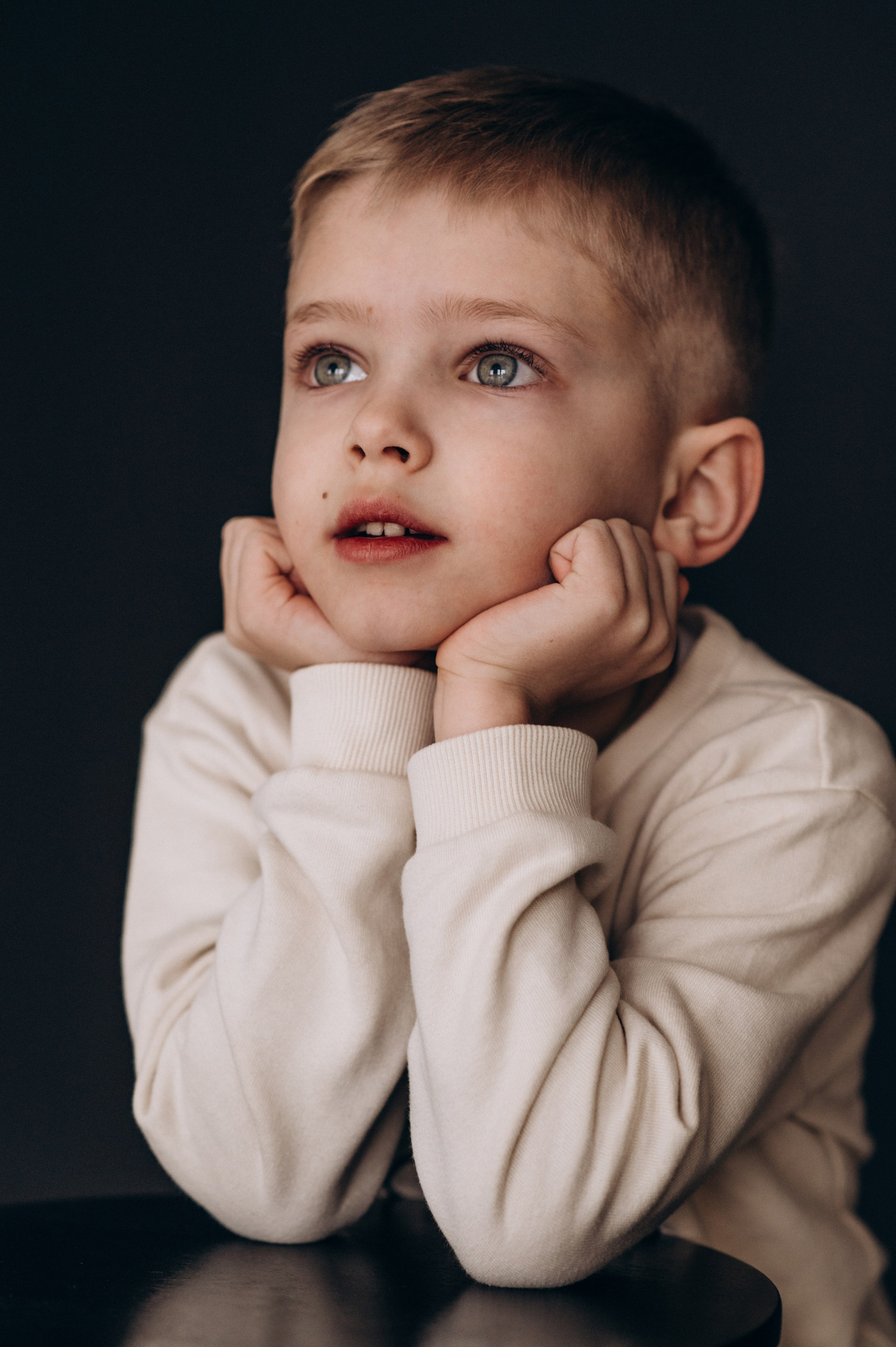 Фотосесія групи дитячого садочку, фотосесія на віньєтки, зйомка дітей в студії. Сімейний, дитячий та індивідуальний фотограф в м. Тернопіль, м. Львів