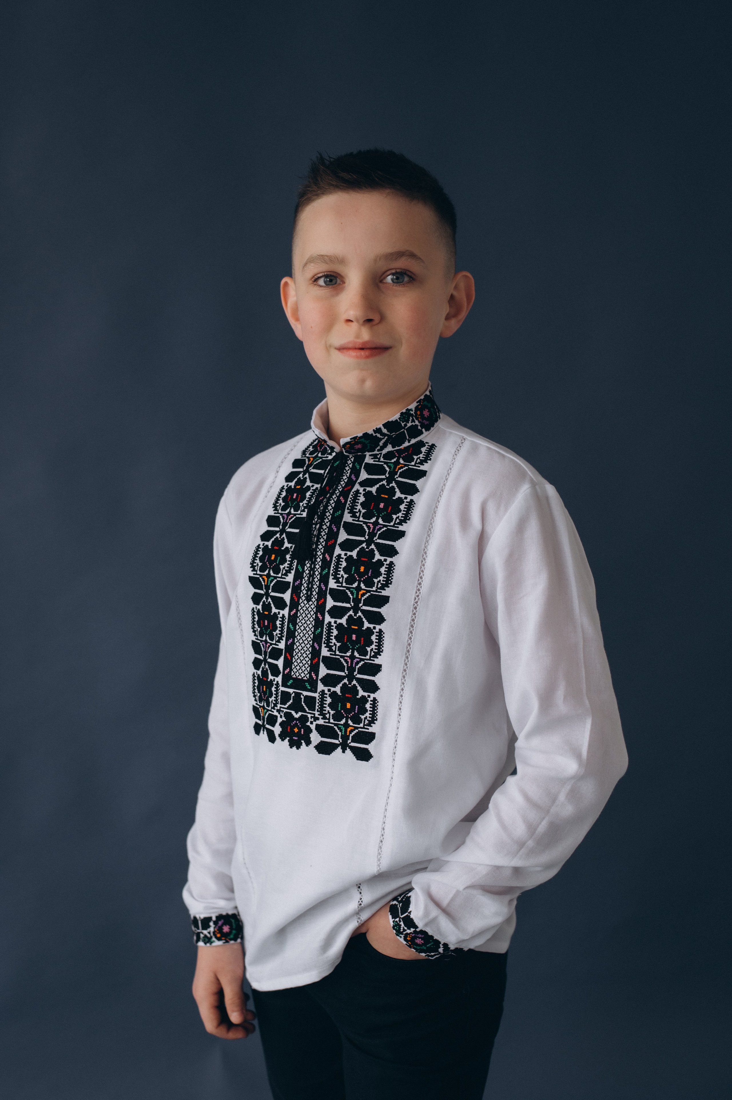 Шкільна фотосесія на віньєтки Тернопіль, фотосесія випускників Тернопіль, зйомка на віньєтки, шкільні фотоальбоми Тернопіль. Сімейний, дитячий та індивідуальний фотограф в м. Тернопіль, м. Львів