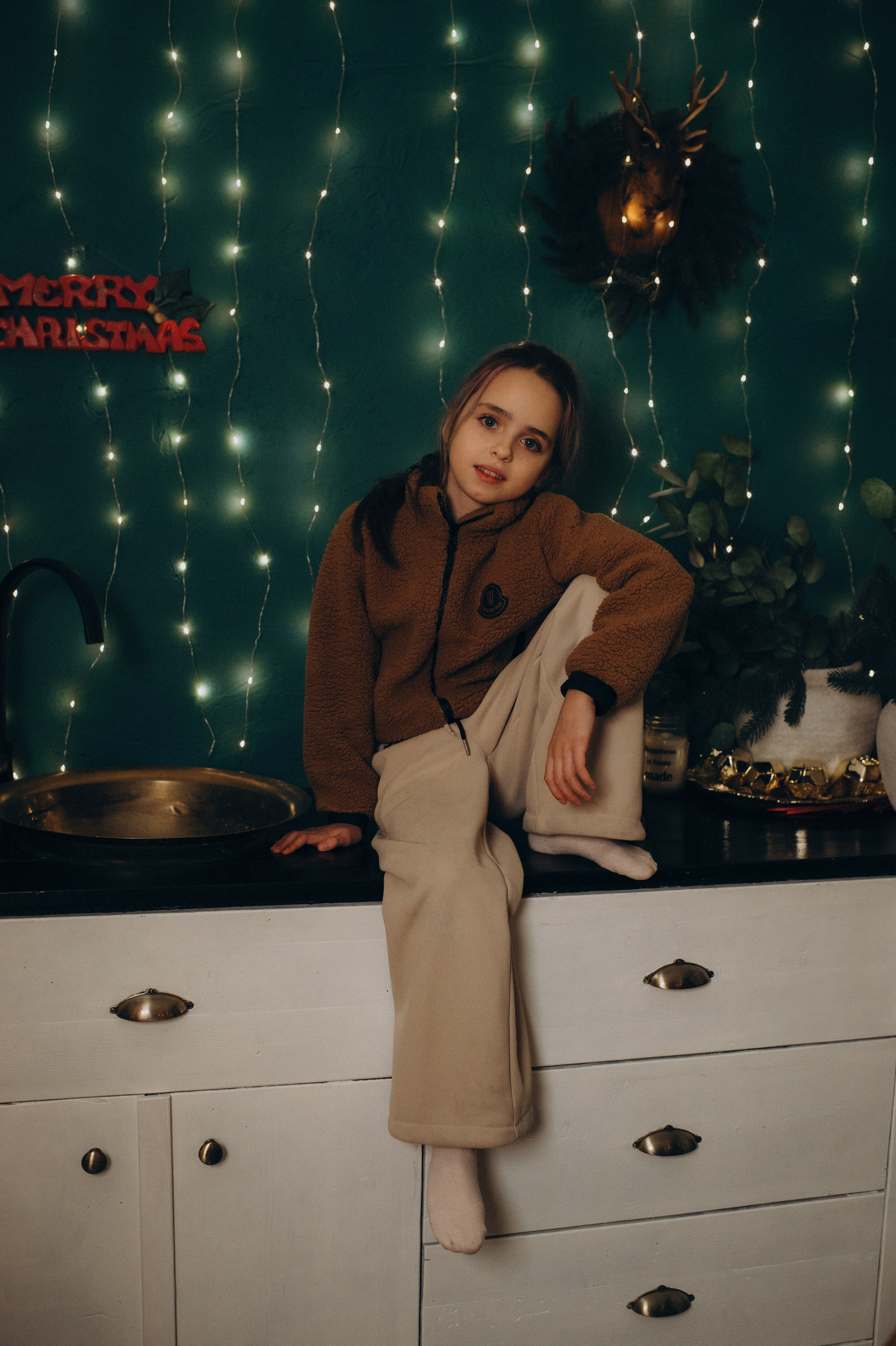 Новорічна фотосесія Тернопіль, новорічна зйомка в студії, сімейний фотограф Тернопіль Львів. Сімейний, дитячий та індивідуальний фотограф в м. Тернопіль, м. Львів