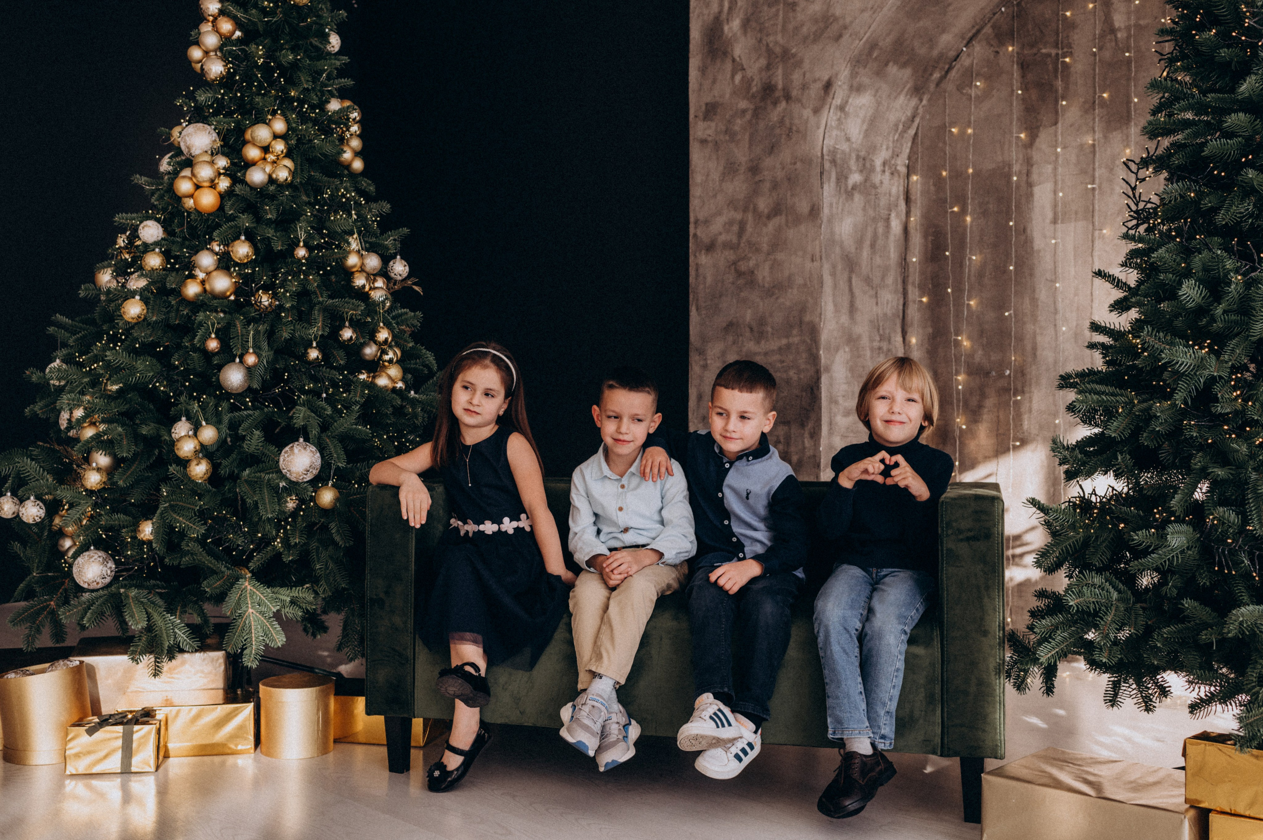 Фотосесія групи дитячого садочку, фотосесія на віньєтки, зйомка дітей в студії. Сімейний, дитячий та індивідуальний фотограф в м. Тернопіль, м. Львів