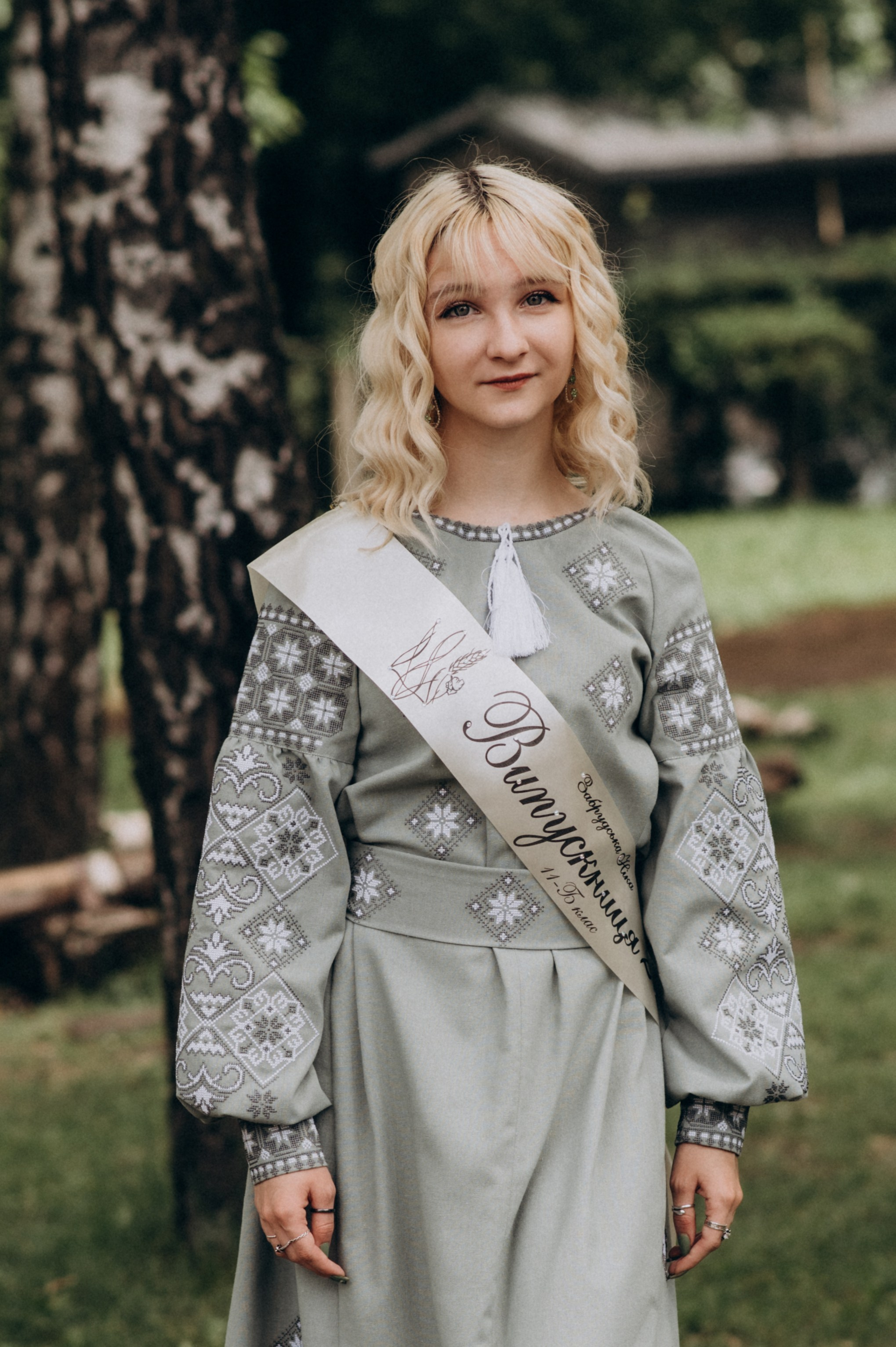 Фотосесія останнього дзвоника, фотосесія випускників Тернопіль, випускний 2024. Сімейний, дитячий та індивідуальний фотограф в м. Тернопіль, м. Львів