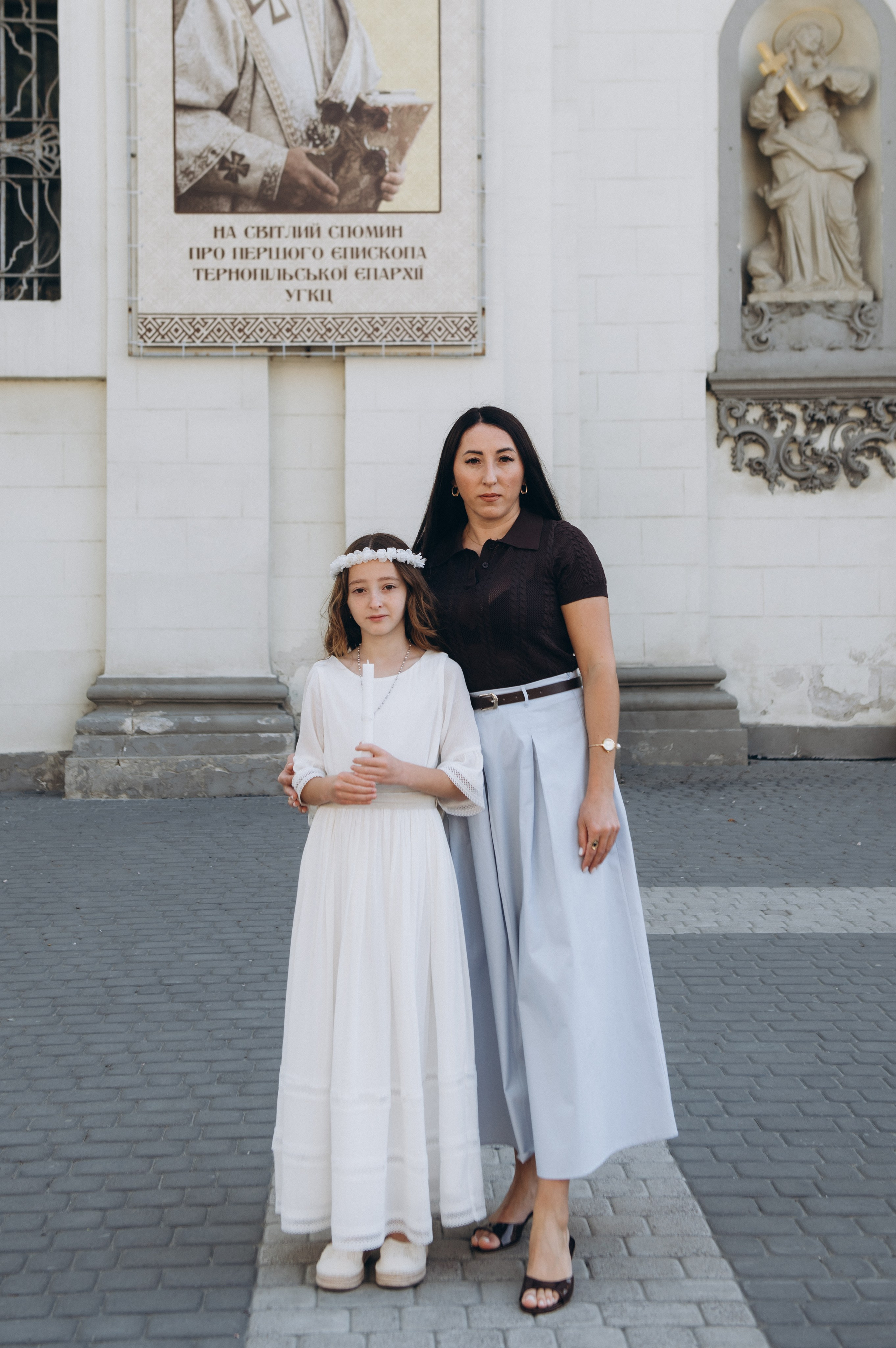 Фотосесія Першого Причастя Тернопіль, фотосесія Причастя Тернопіль, Таїнство Першого Причастя Тернопіль, Катедра Причастя Тернопіль. Сімейний, дитячий та індивідуальний фотограф в м. Тернопіль, м. Львів