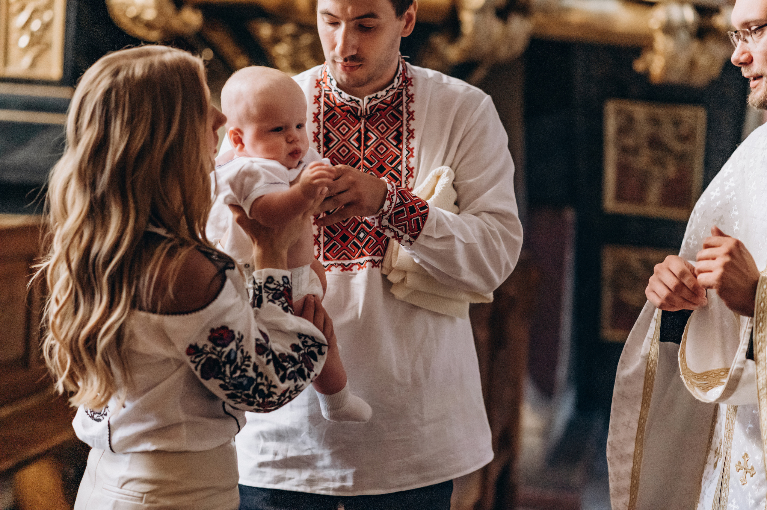 Хрещення Марка, Бернардинський монастир, Львів. Сімейний, дитячий та індивідуальний фотограф в м. Тернопіль, м. Львів