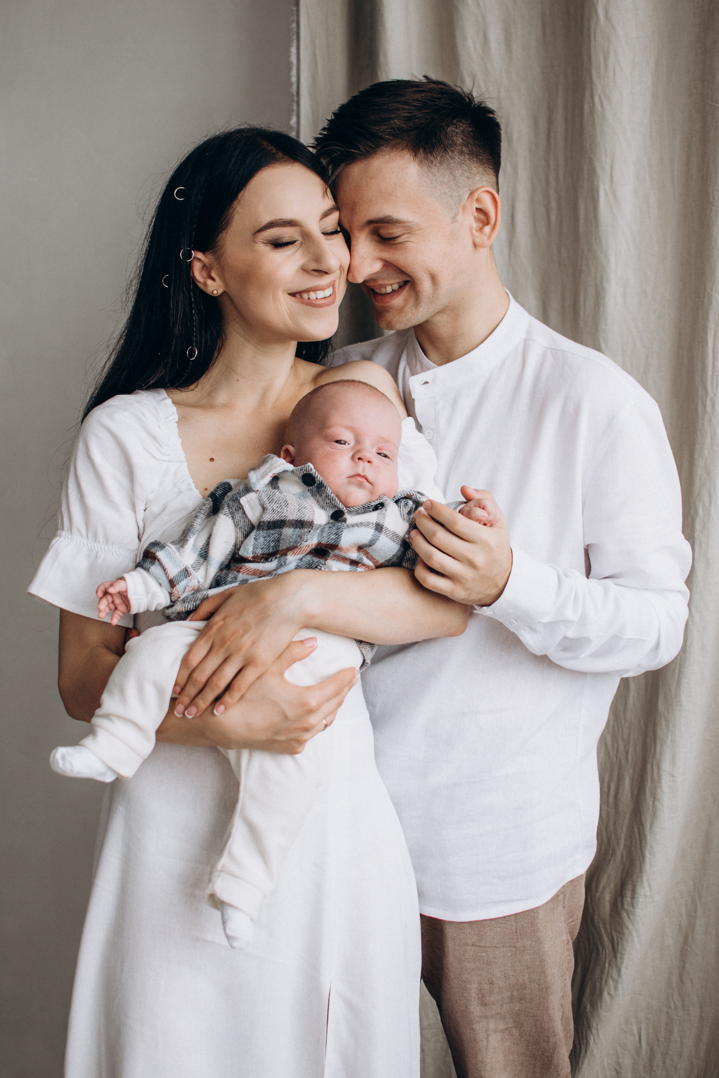 Сімейна фотосесія у студії. Тернопіль. Сімейний, дитячий та індивідуальний фотограф в м. Тернопіль, м. Львів