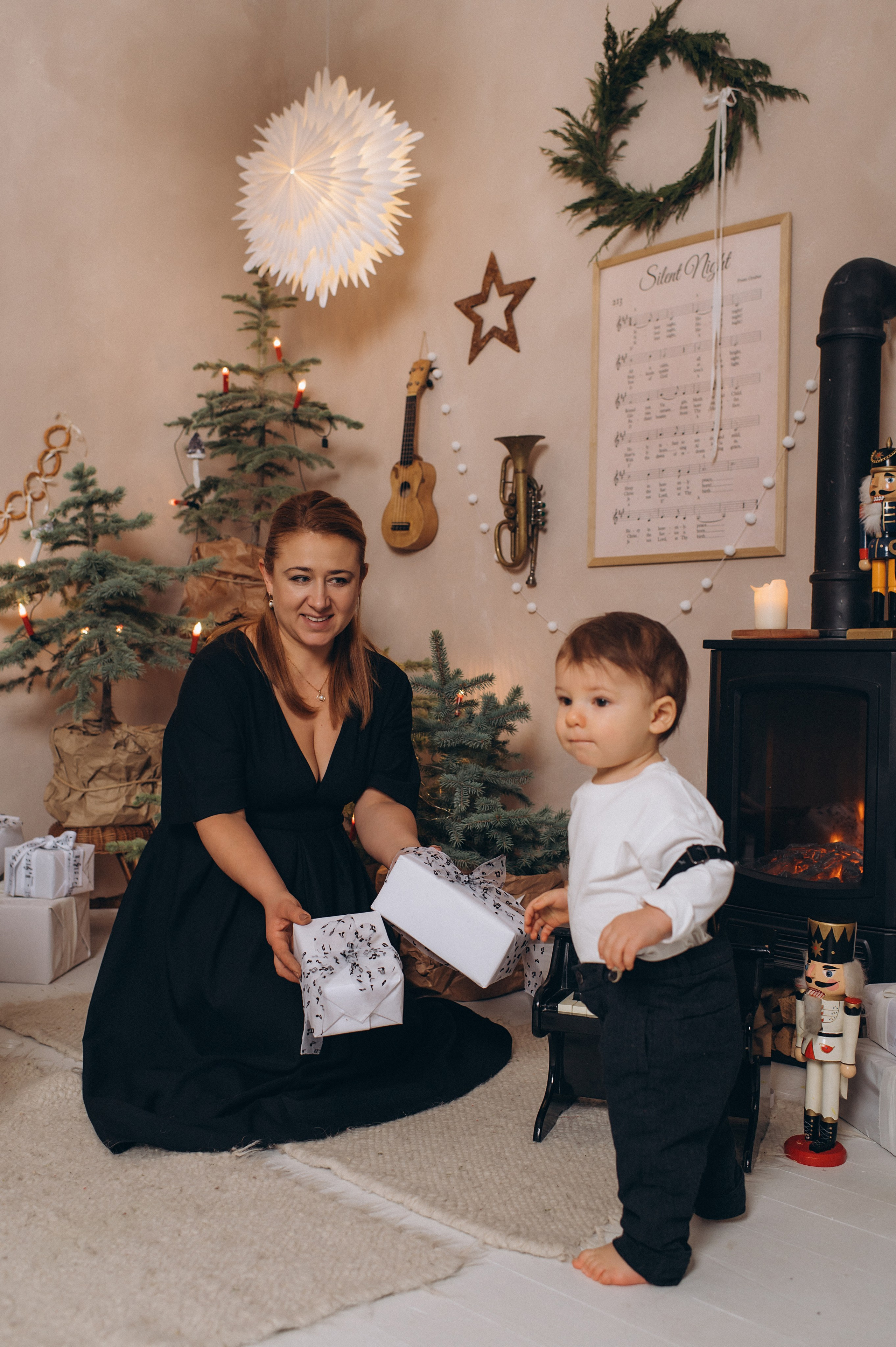 Перший тортик малюка, зйомка першого тортика Тернопіль, новорічна фотосесія, зйомка дня народження, сімейний фотограф Тернопіль, cakesmash. Сімейний, дитячий та індивідуальний фотограф в м. Тернопіль, м. Львів