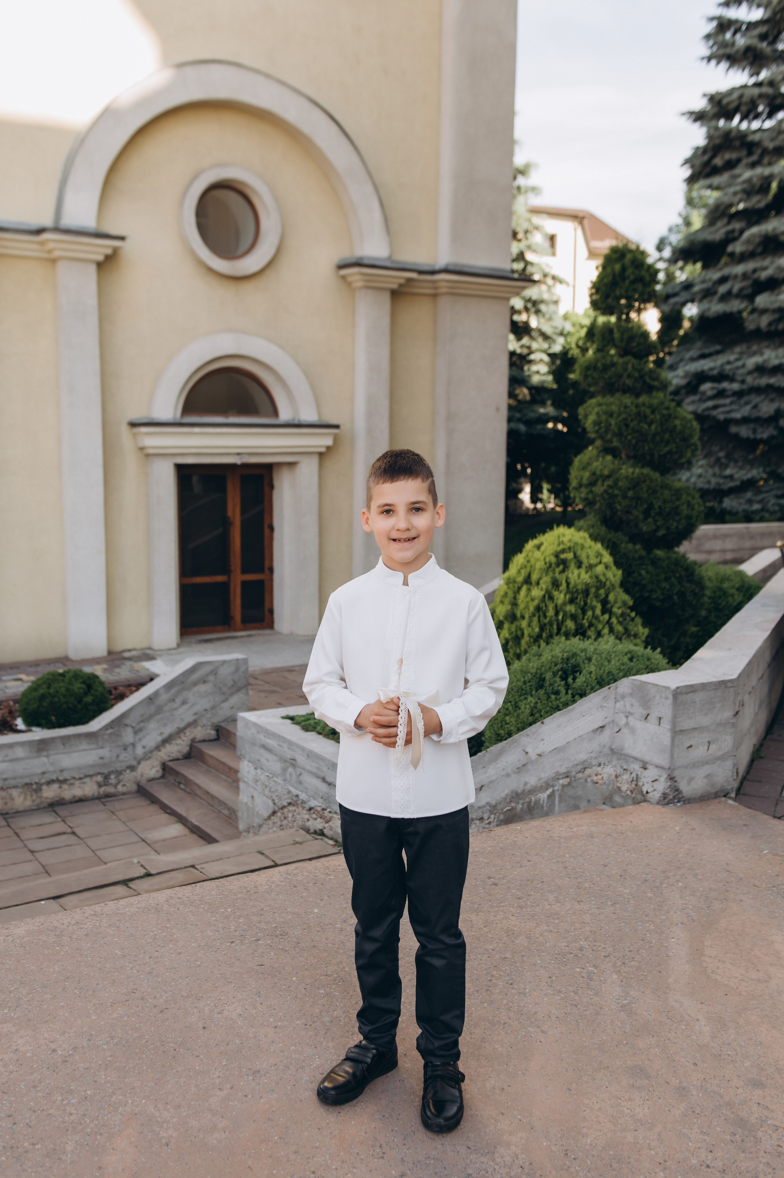 Фотосесія Першого Причастя Тернопіль, зйомка Першого Причастя Тернопіль, Церква Успіння Пресвятої Богородиці Причастя Тернопіль. Сімейний, дитячий та індивідуальний фотограф в м. Тернопіль, м. Львів