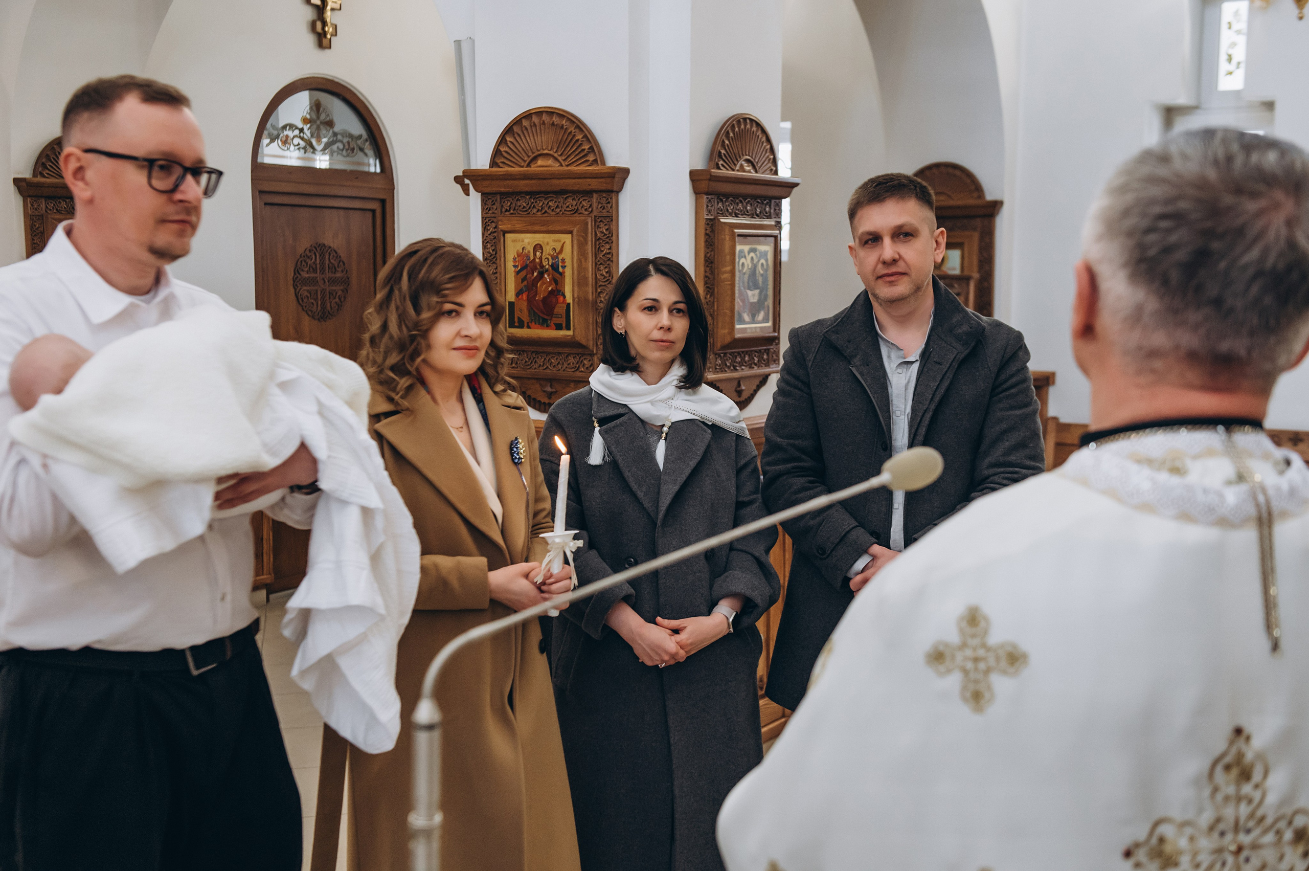 Фотосесія Хрещення Тернопіль, зйомка Хрестин Тернопіль, Храм Різдва Пресвятої Богородиці УГКЦ Тернопіль. Сімейний, дитячий та індивідуальний фотограф в м. Тернопіль, м. Львів