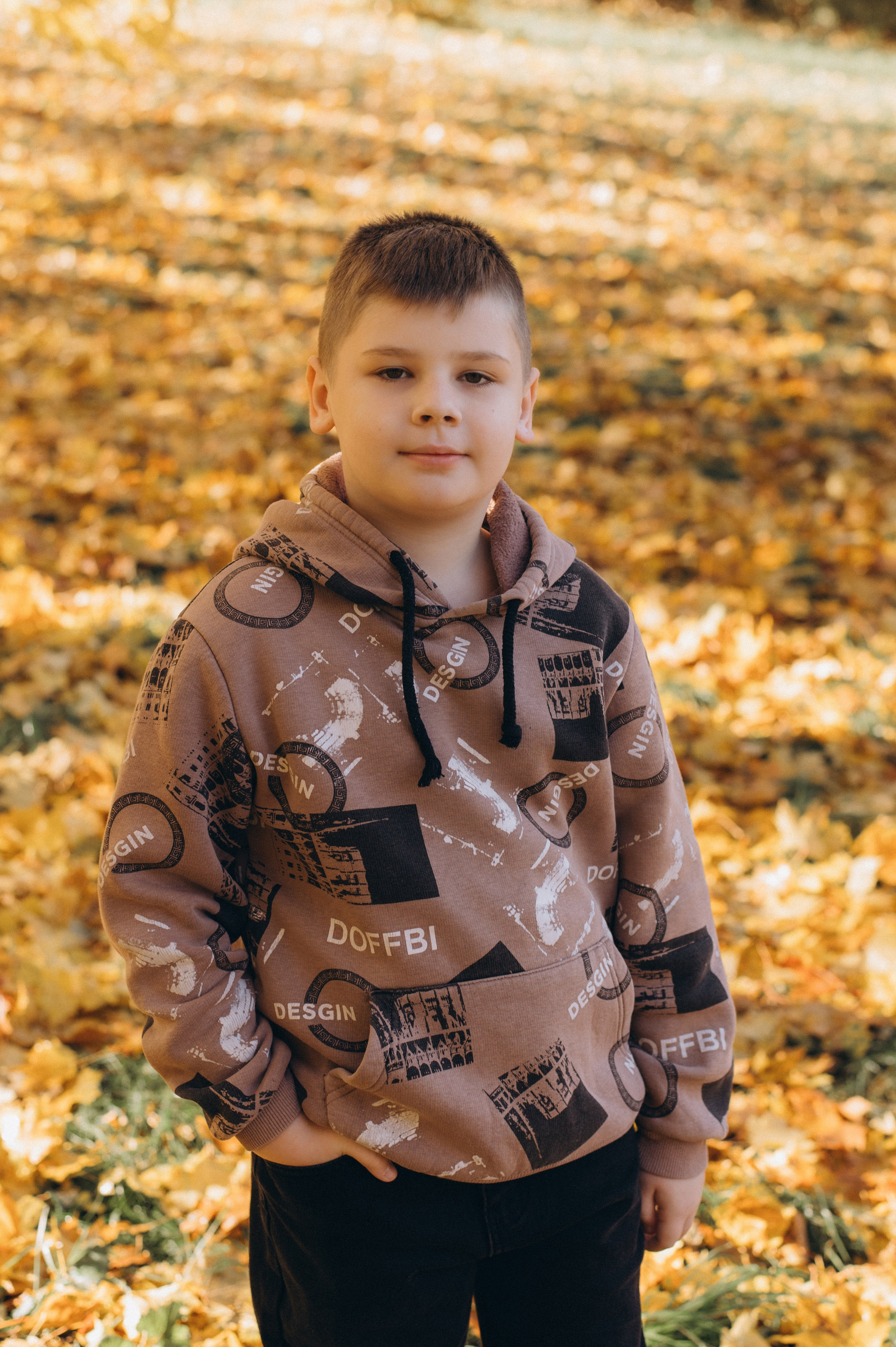 Осіння фотосесія 4 класу на віньєтки, випускні фотоальбоми Тернопіль, фотосесія випускників Тернопіль, шкільний випускний альбом Тернопіль. Сімейний, дитячий та індивідуальний фотограф в м. Тернопіль, м. Львів