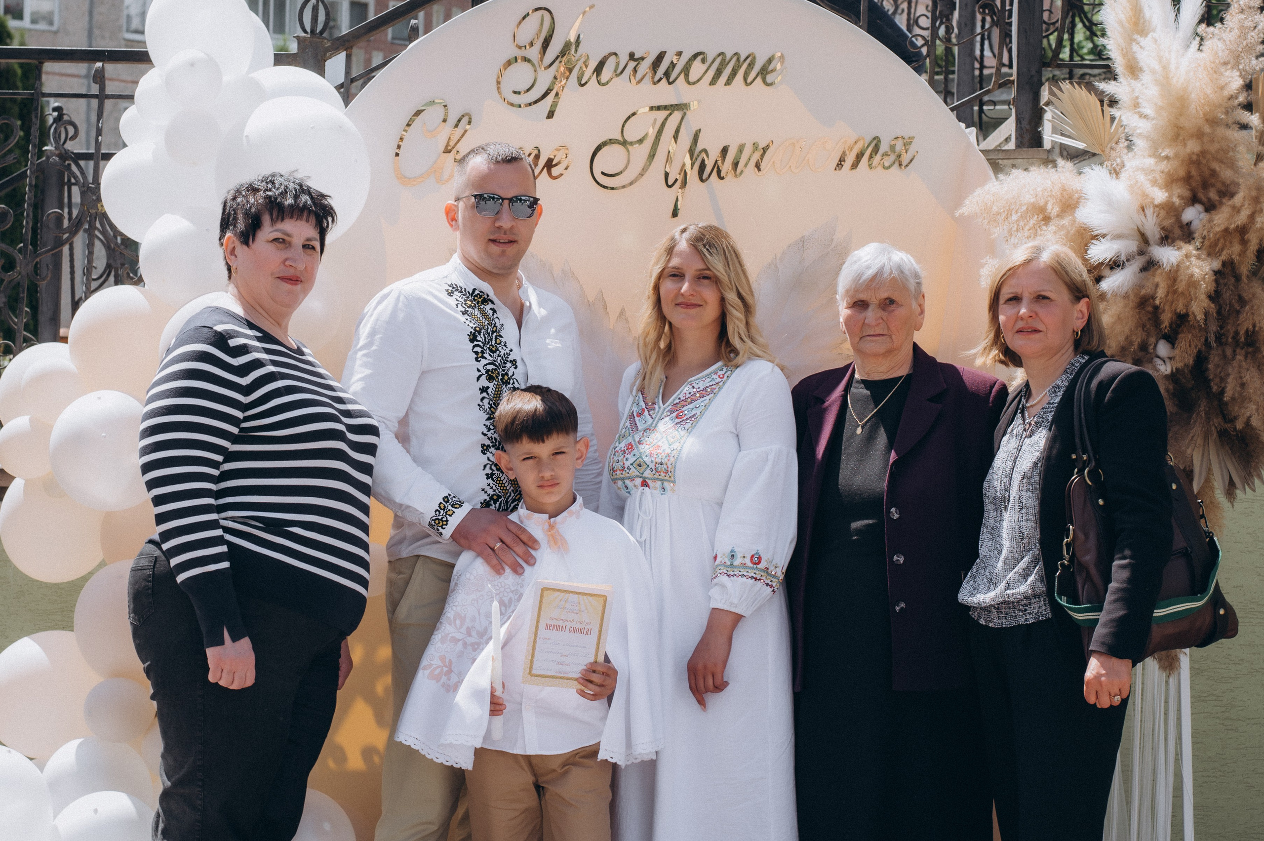 Фотосесія Причастя Тернопіль, зйомка Причастя, фотограф на Причастя Тернопіль, Причастя Львів, Причастя церква Михаїла Тернопіль. Сімейний, дитячий та індивідуальний фотограф в м. Тернопіль, м. Львів