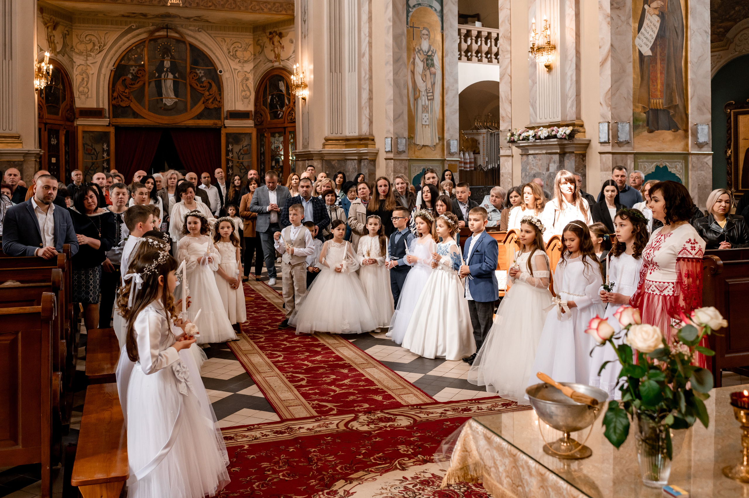 Фотосесія Першого Причастя Тернопіль, зйомка Причастя Тернопіль, Таїнство Першого Причастя Тернопіль, Катедра Причастя Тернопіль. Сімейний, дитячий та індивідуальний фотограф в м. Тернопіль, м. Львів