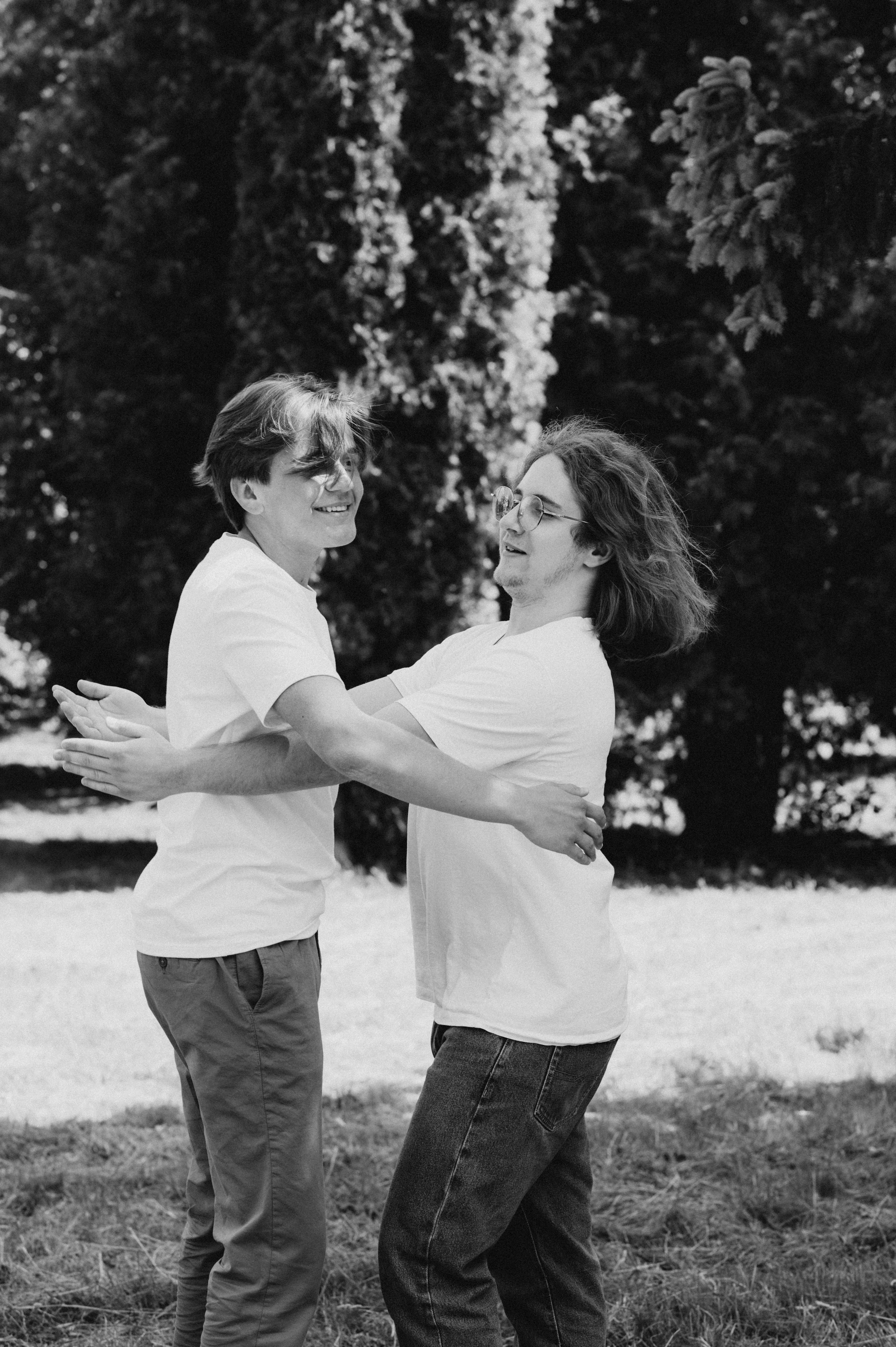 Фотосесія випускників, зйомка випускників Тернопіль Львів, випускні фотоальбоми Тернопіль, шкільні фотоальбоми Тернопіль. Сімейний, дитячий та індивідуальний фотограф в м. Тернопіль, м. Львів