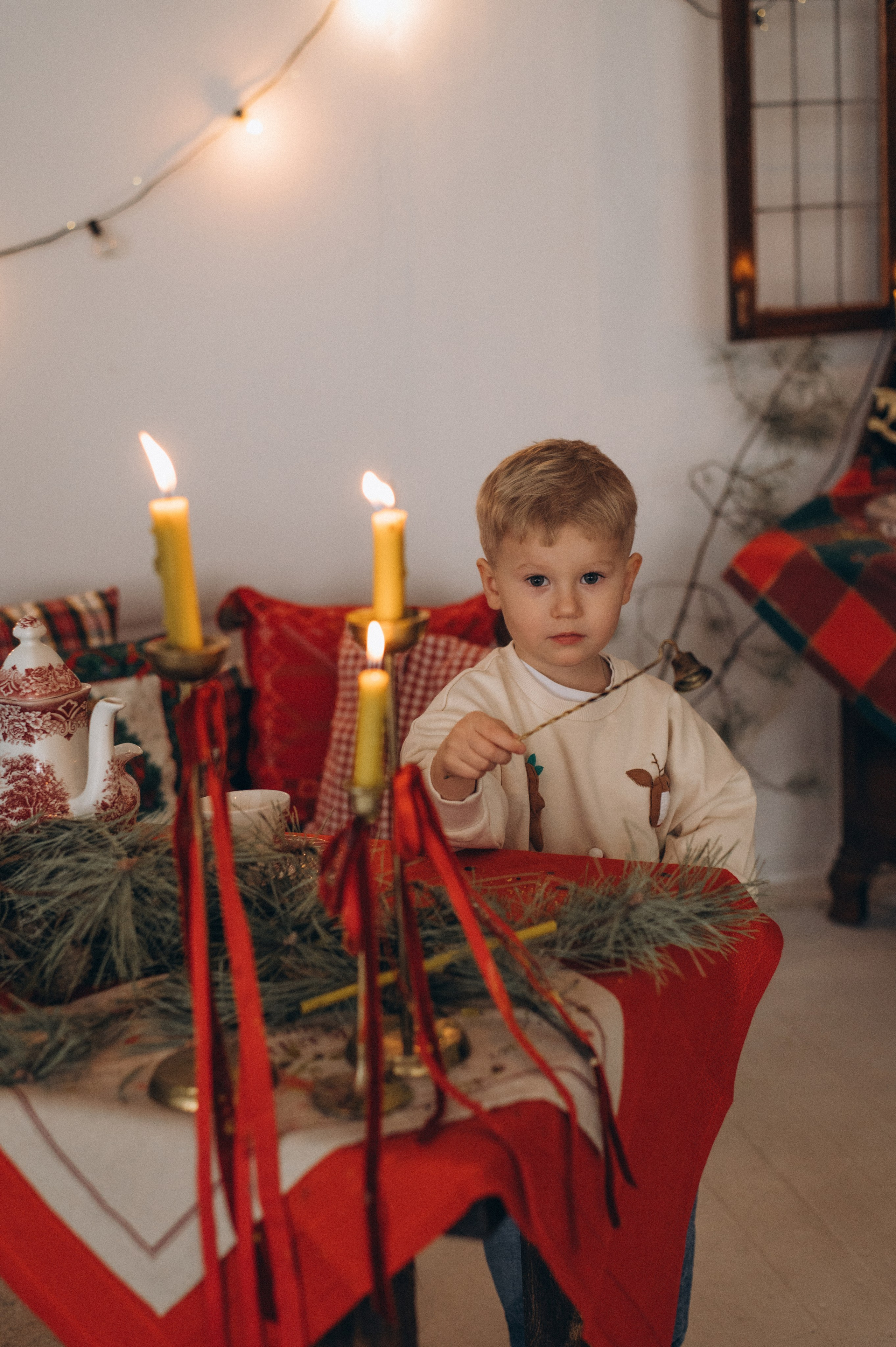 Новорічна сімейна фотосесія у студії Тернопіль, фотосесія мами та дитини, сімейний фотограф Тернопіль, новорічна зйомка. Сімейний, дитячий та індивідуальний фотограф в м. Тернопіль, м. Львів