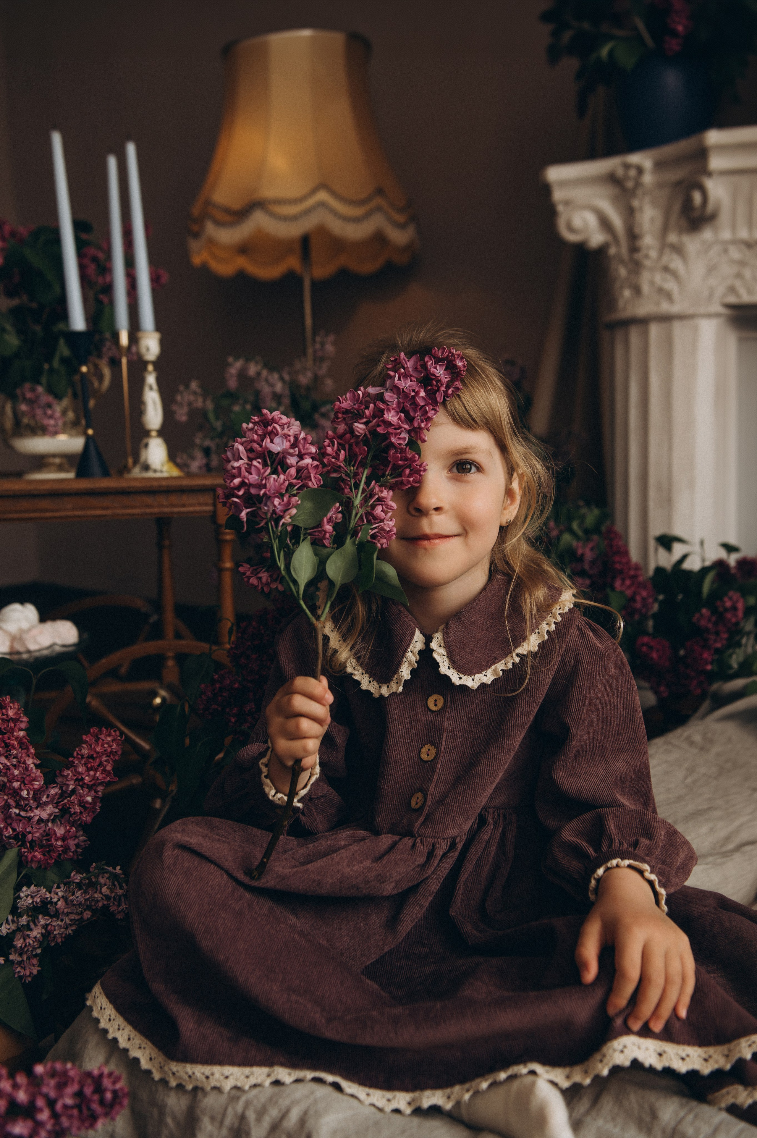 Фотосесія мами і донечки Тернопіль, фотосесія з бузком у студії Тернопіль, сімейна фотосесія Тернопіль, фотосесія мама і дитина. Сімейний, дитячий та індивідуальний фотограф в м. Тернопіль, м. Львів