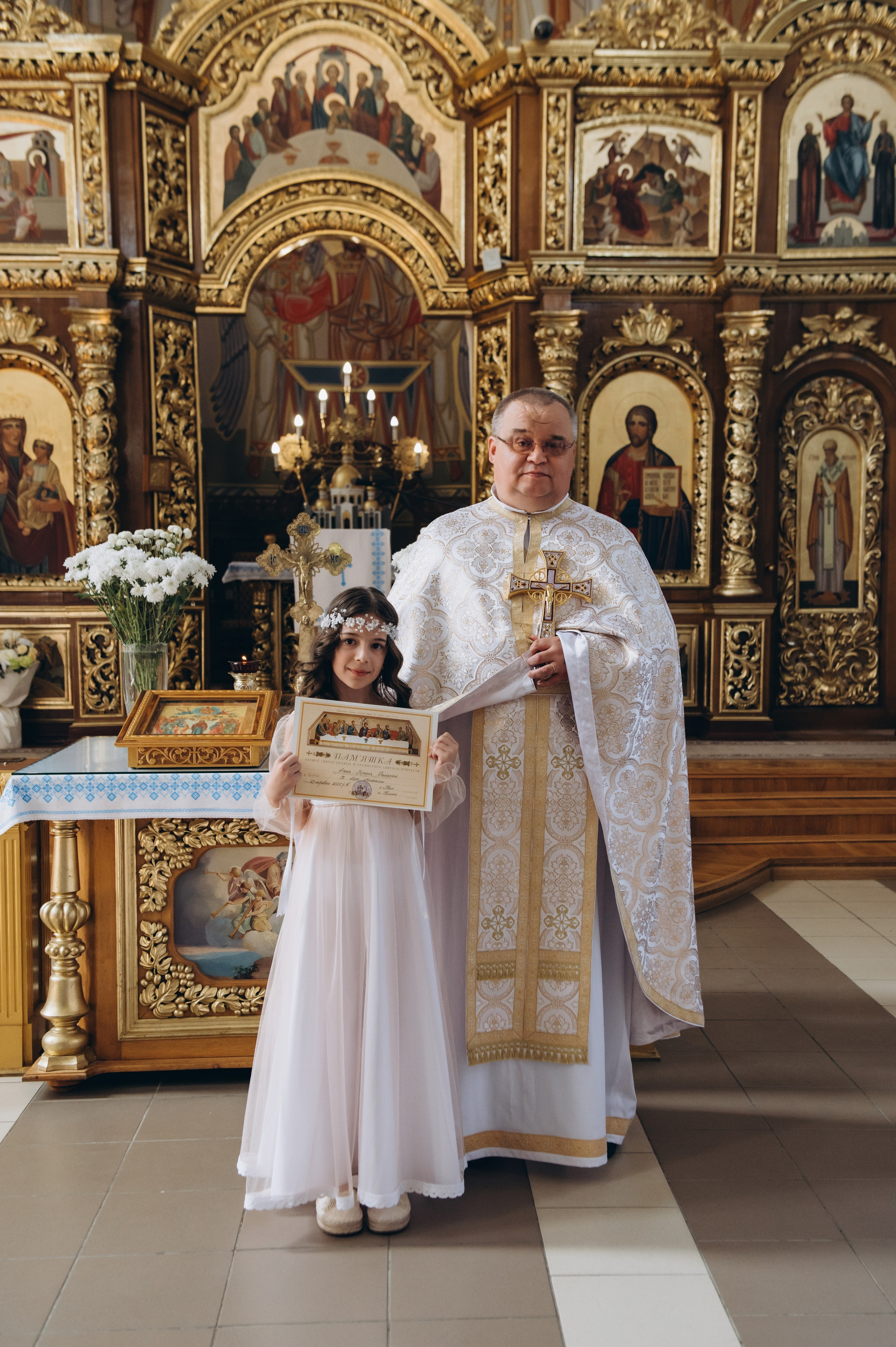 Фотосесія Причастя Тернопіль церква Св Михаїла, фотограф на Причастя Тернопіль, фотосесія Літургії Причастя Тернопіль. Сімейний, дитячий та індивідуальний фотограф в м. Тернопіль, м. Львів