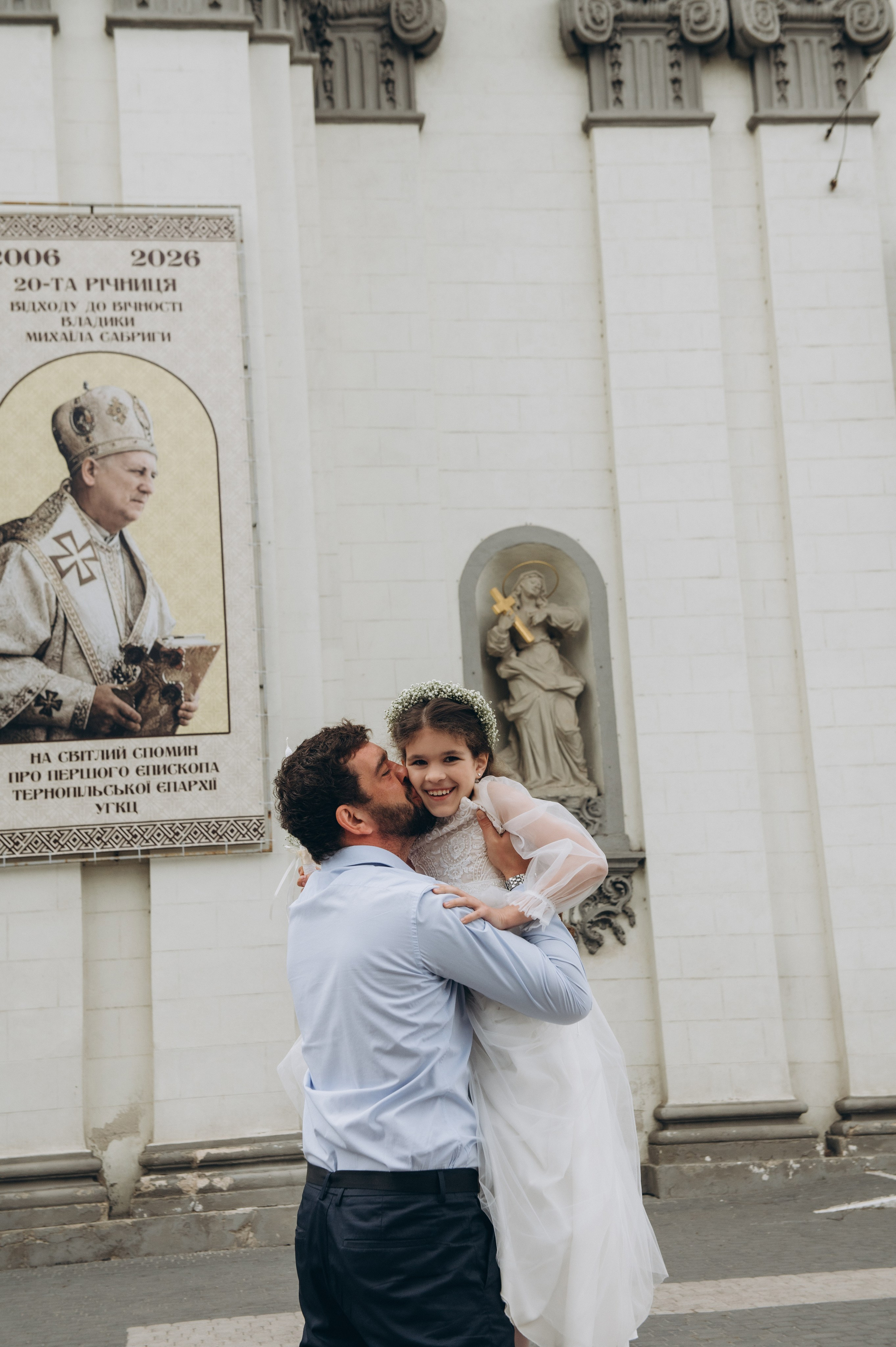 Фотосесія Першого Причастя Тернопіль, фотосесія Причастя Тернопіль, Таїнство Першого Причастя Тернопіль, Катедра Причастя Тернопіль. Сімейний, дитячий та індивідуальний фотограф в м. Тернопіль, м. Львів