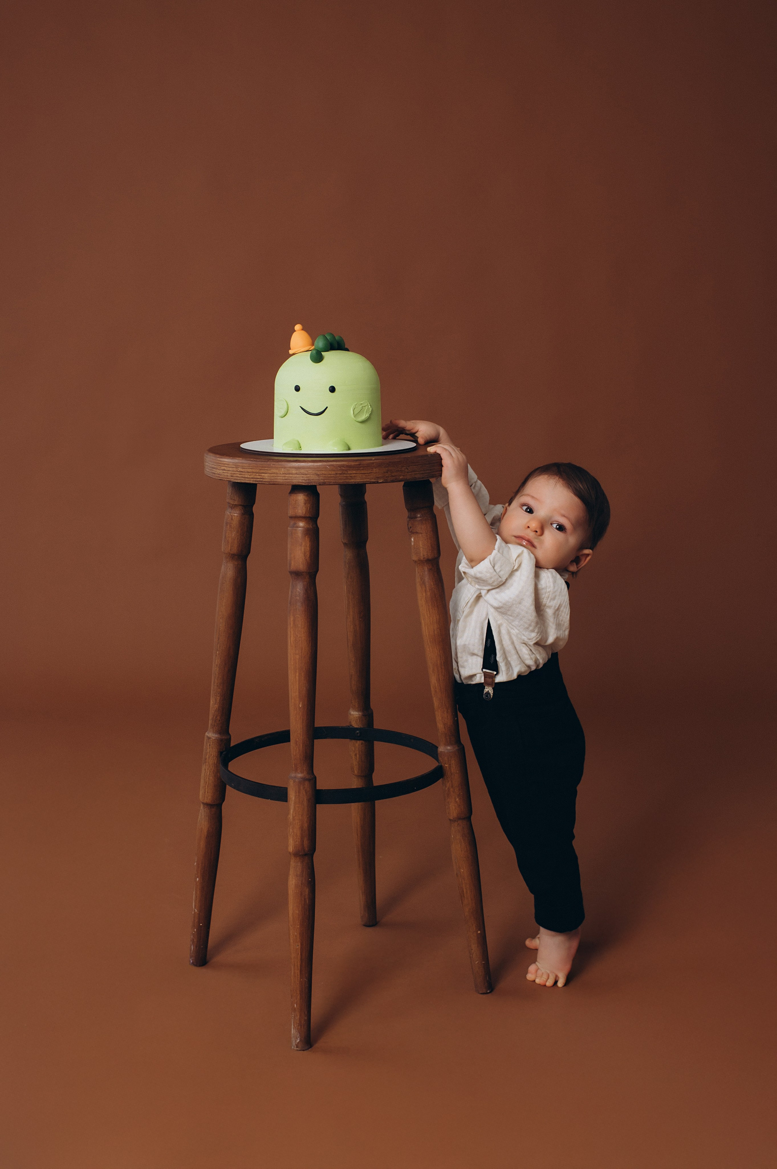Перший тортик малюка, зйомка першого тортика Тернопіль, новорічна фотосесія, зйомка дня народження, сімейний фотограф Тернопіль, cakesmash. Сімейний, дитячий та індивідуальний фотограф в м. Тернопіль, м. Львів