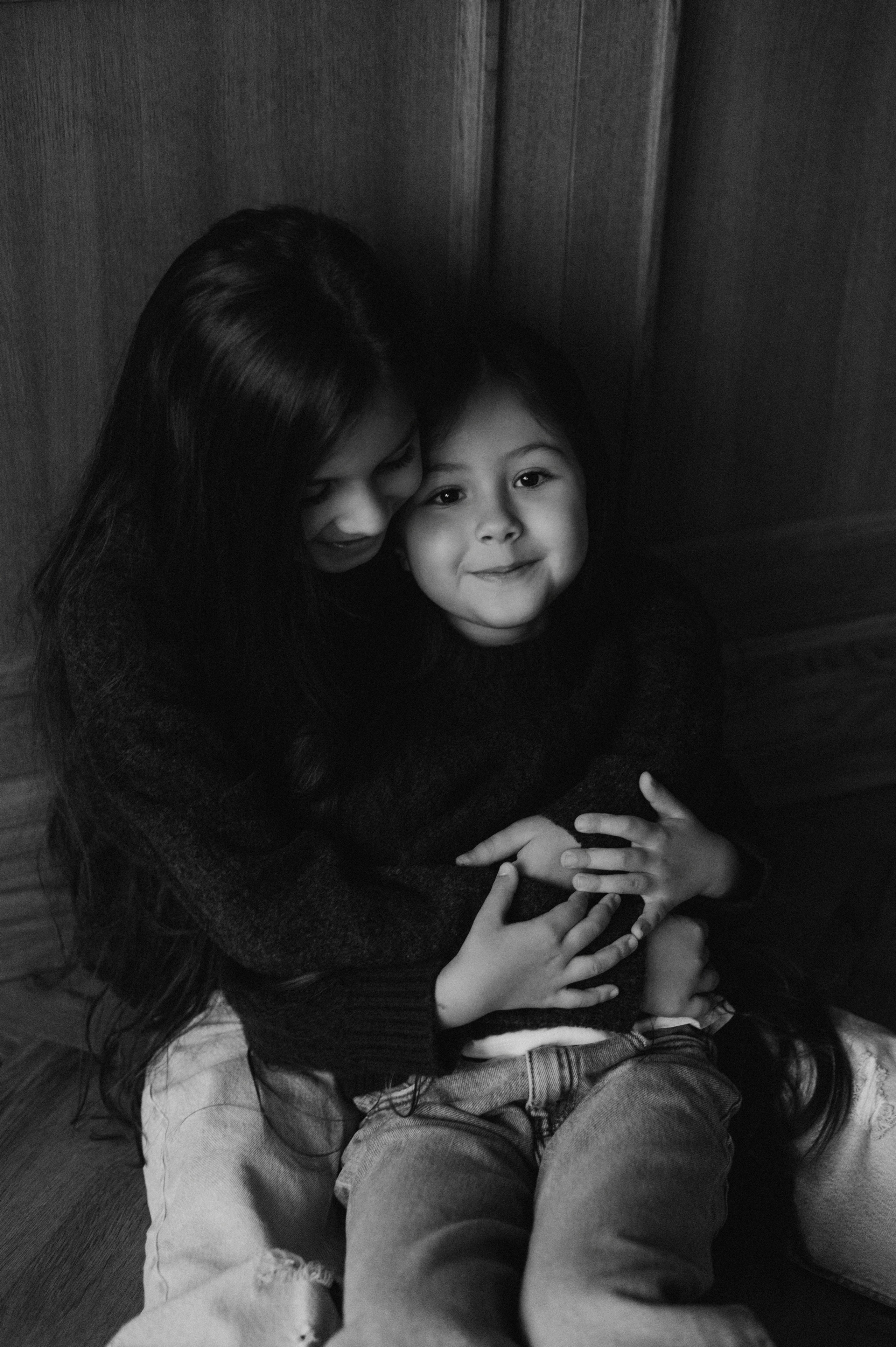 Фотосесія сестричок Тернопіль, зйомка сестрички, сімейний фотограф Тернопіль, портретний фотограф Тернопіль, фотосесія дітей. Сімейний, дитячий та індивідуальний фотограф в м. Тернопіль, м. Львів