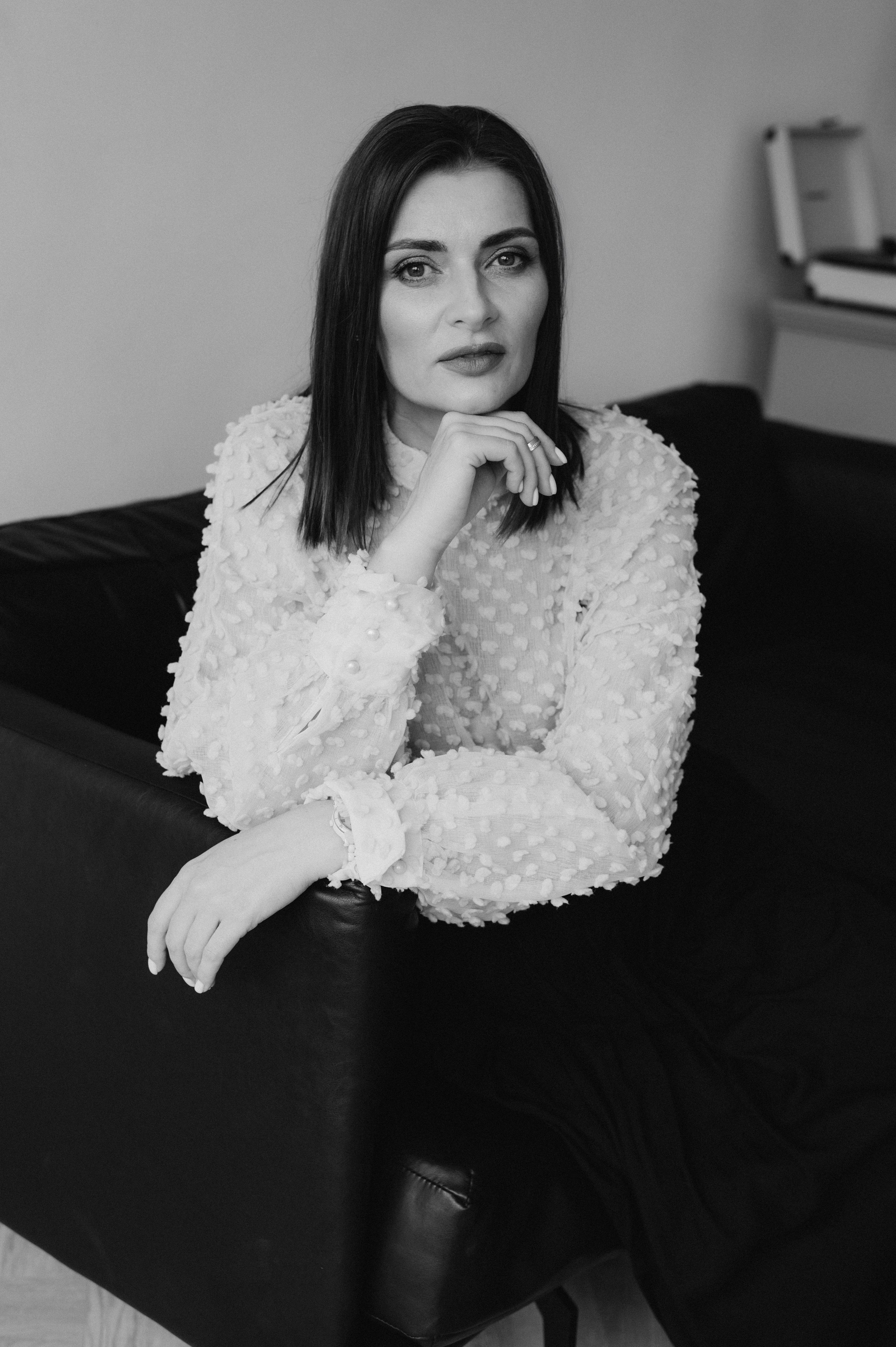 Сімейна фотосесія мами і донечок, сімейний фотограф Тернопіль, портретний фотограф Тернопіль, портретна фотосесія Львів. Сімейний, дитячий та індивідуальний фотограф в м. Тернопіль, м. Львів