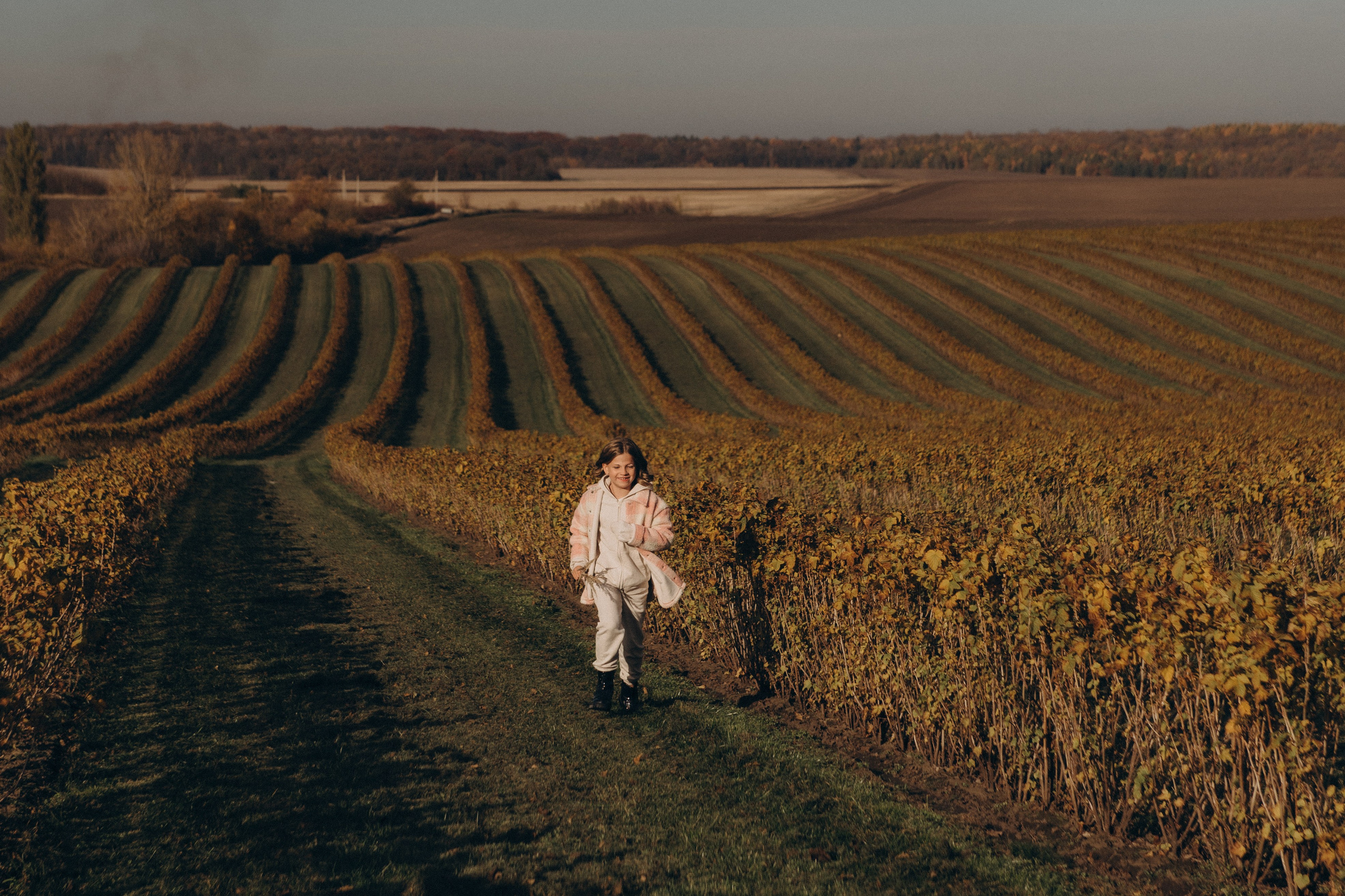 Дитячий фотограф Тернопіль, фотосесія дітей, фотосесія на природі, зйомка у Веселі козенята, фотосесія дня народження Тернопіль. Сімейний, дитячий та індивідуальний фотограф в м. Тернопіль, м. Львів
