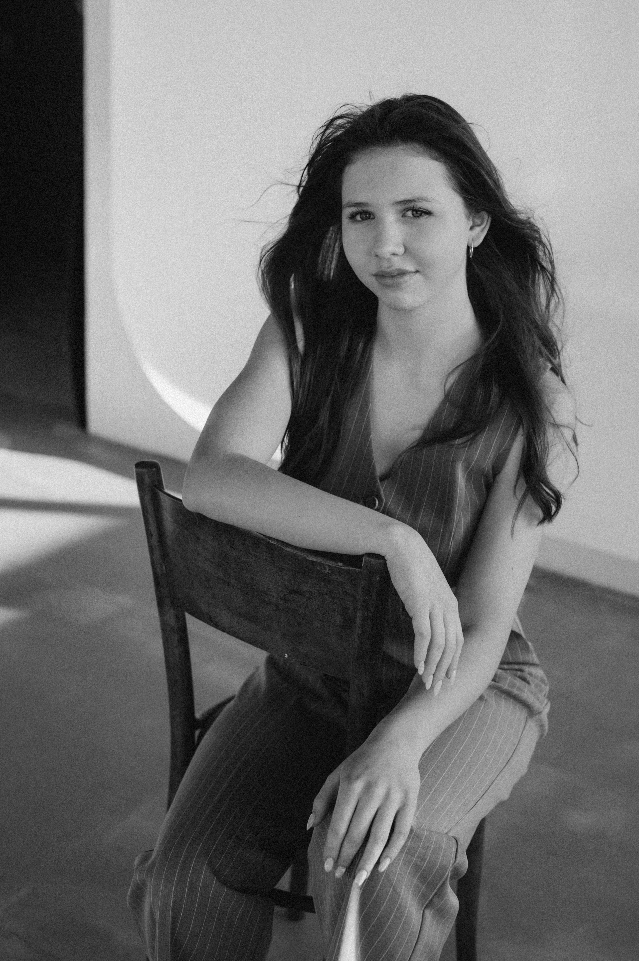 Фотосесія випускників, фотосесія на віньєтки Тернопіль, випускники Тернопіль, випуск 2025. Сімейний, дитячий та індивідуальний фотограф в м. Тернопіль, м. Львів