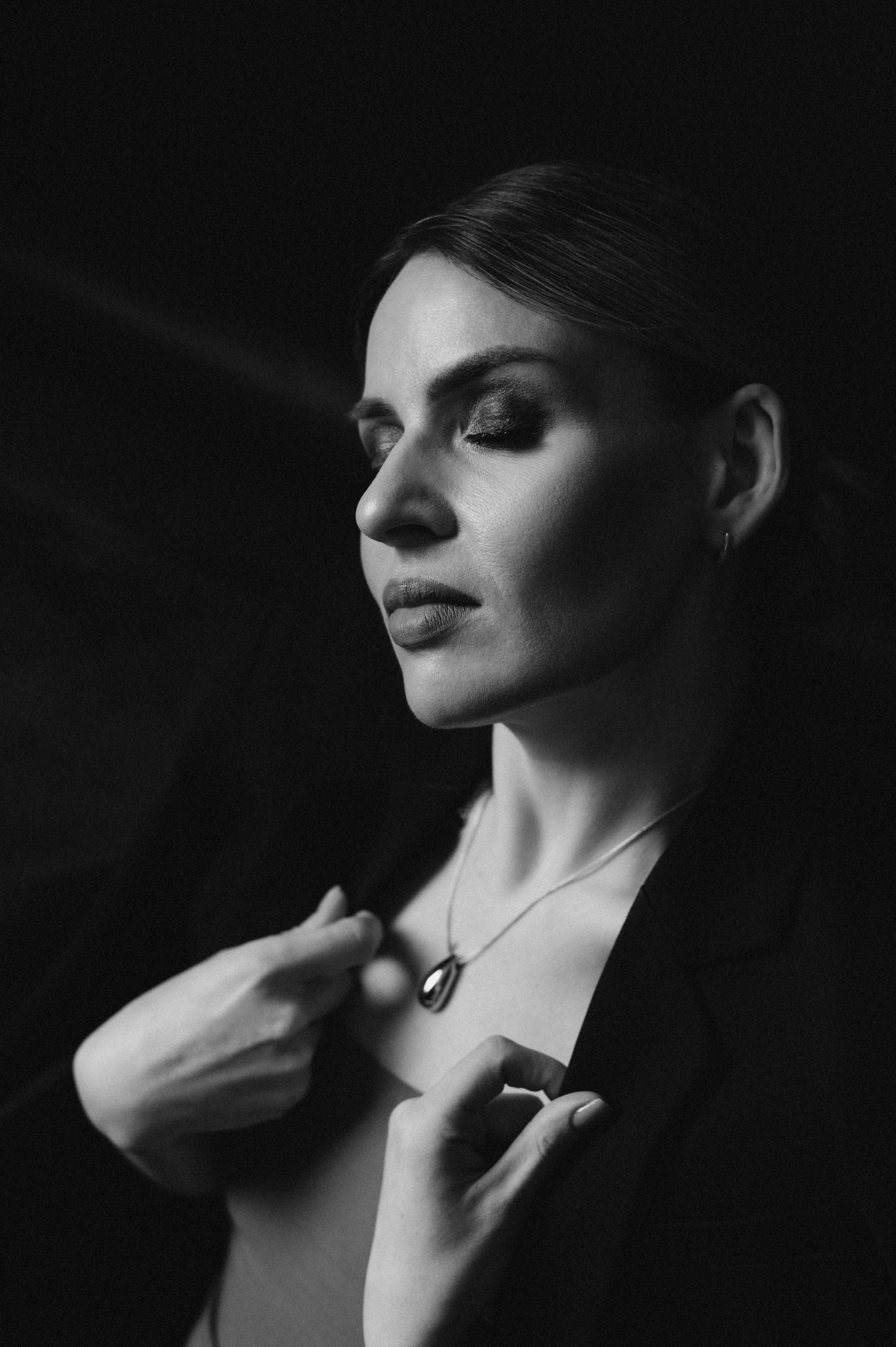 Портретна фотосесія дівчат, контент для лікаря, контент фотосесія Тернопіль, індивідуальна фотосесія Львів. Сімейний, дитячий та індивідуальний фотограф в м. Тернопіль, м. Львів