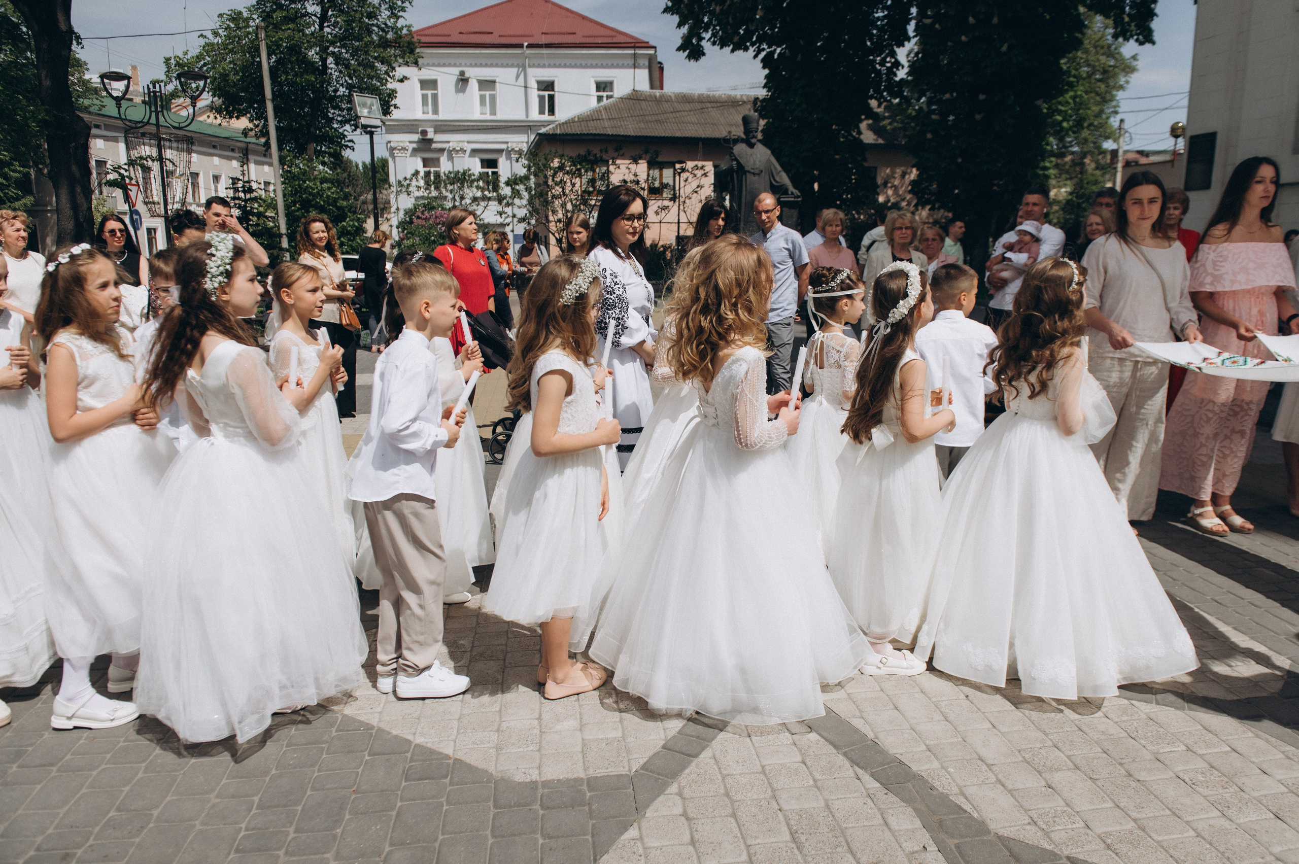 Фотосесія Першого Причастя Тернопіль, фотосесія Причастя Тернопіль, Таїнство Першого Причастя Тернопіль, Катедра Причастя Тернопіль. Сімейний, дитячий та індивідуальний фотограф в м. Тернопіль, м. Львів