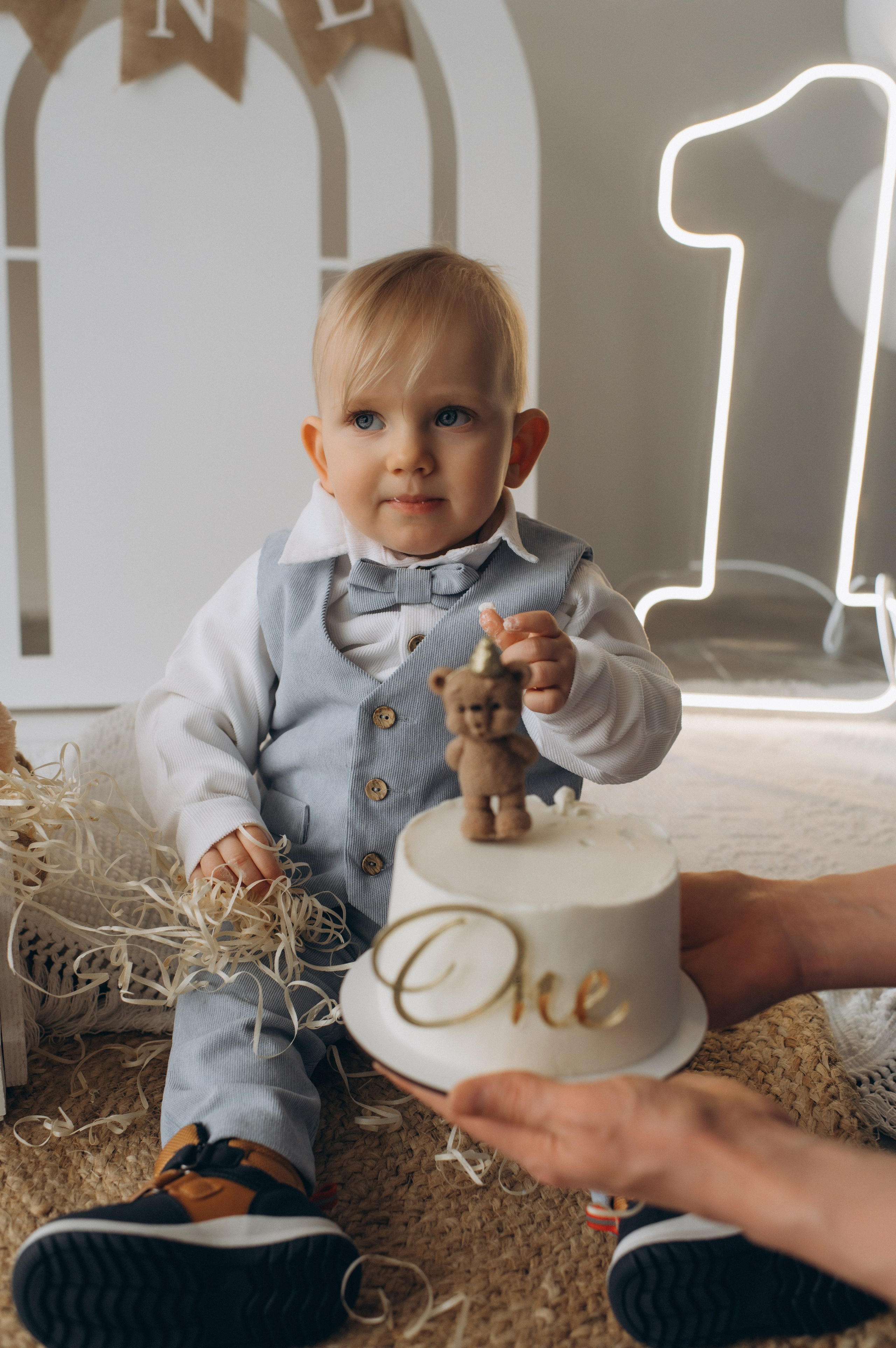 Зйомка дня народження дитини, фотосесія 1 рік Тернопіль, сімейний фотограф Тернопіль, сімейна фотосесія Тернопіль, перший тортик малюка. Сімейний, дитячий та індивідуальний фотограф в м. Тернопіль, м. Львів