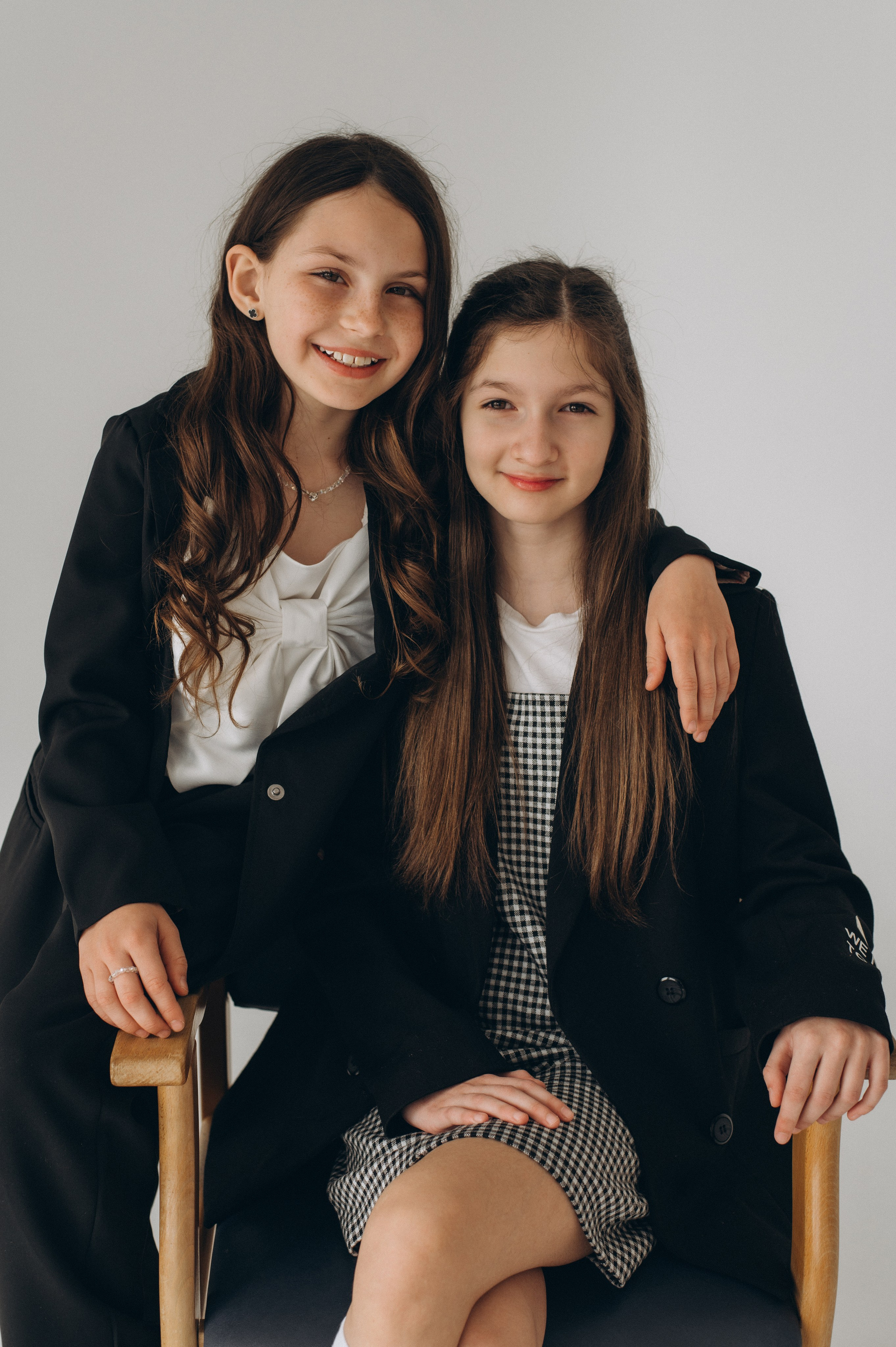 Шкільна фотосесія на віньєтки Тернопіль, шкільні альбоми, фотосесія випускників Тернопіль, випускний альбом, фотограф випускний Тернопіль. Сімейний, дитячий та індивідуальний фотограф в м. Тернопіль, м. Львів