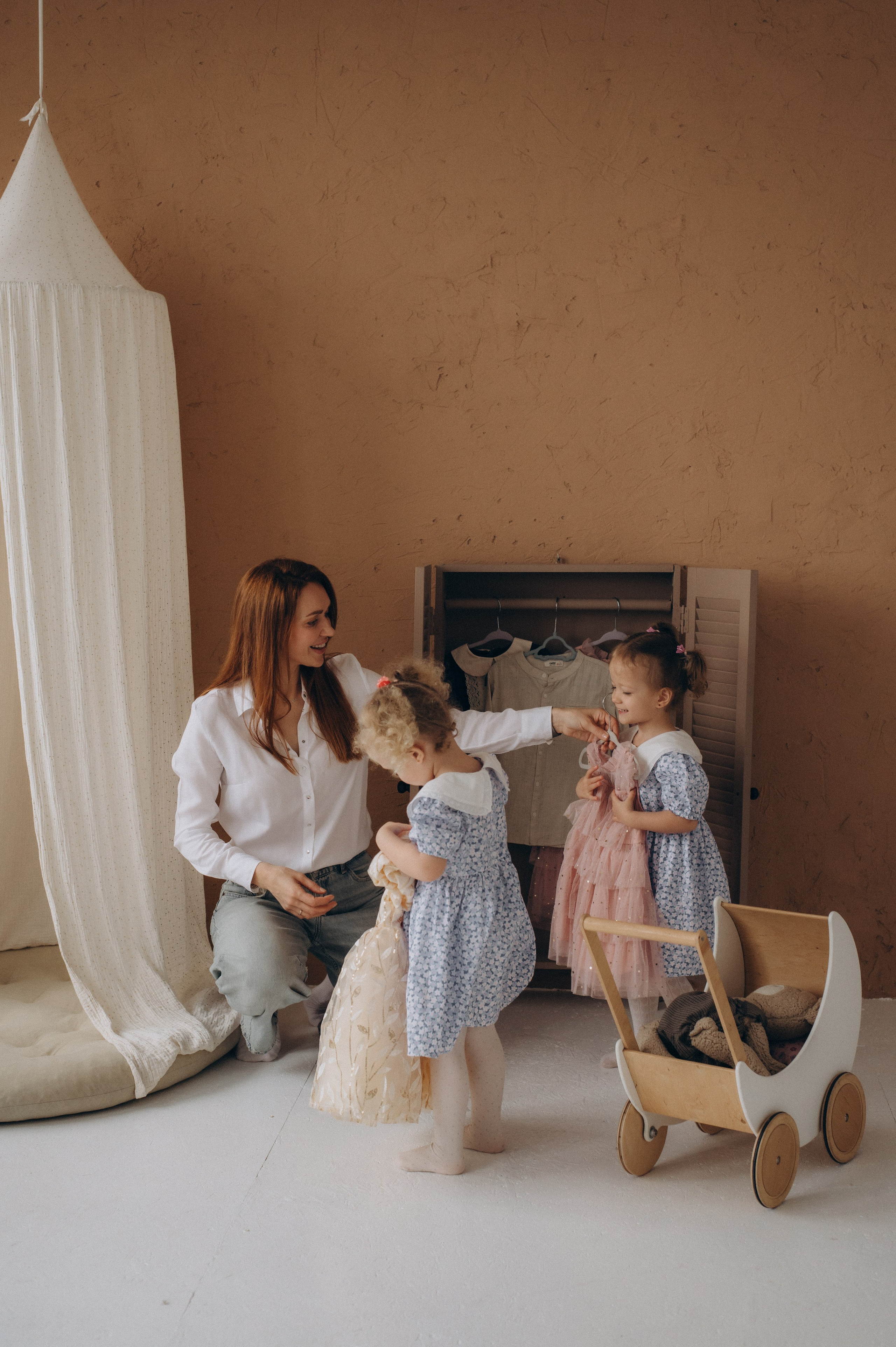 Сімейна фотосесія Тернопіль, сімейний фотограф Тернопіль, фотосесія у студії Тернопіль, дитячий фотограф, портретний фотограф Тернопіль. Сімейний, дитячий та індивідуальний фотограф в м. Тернопіль, м. Львів