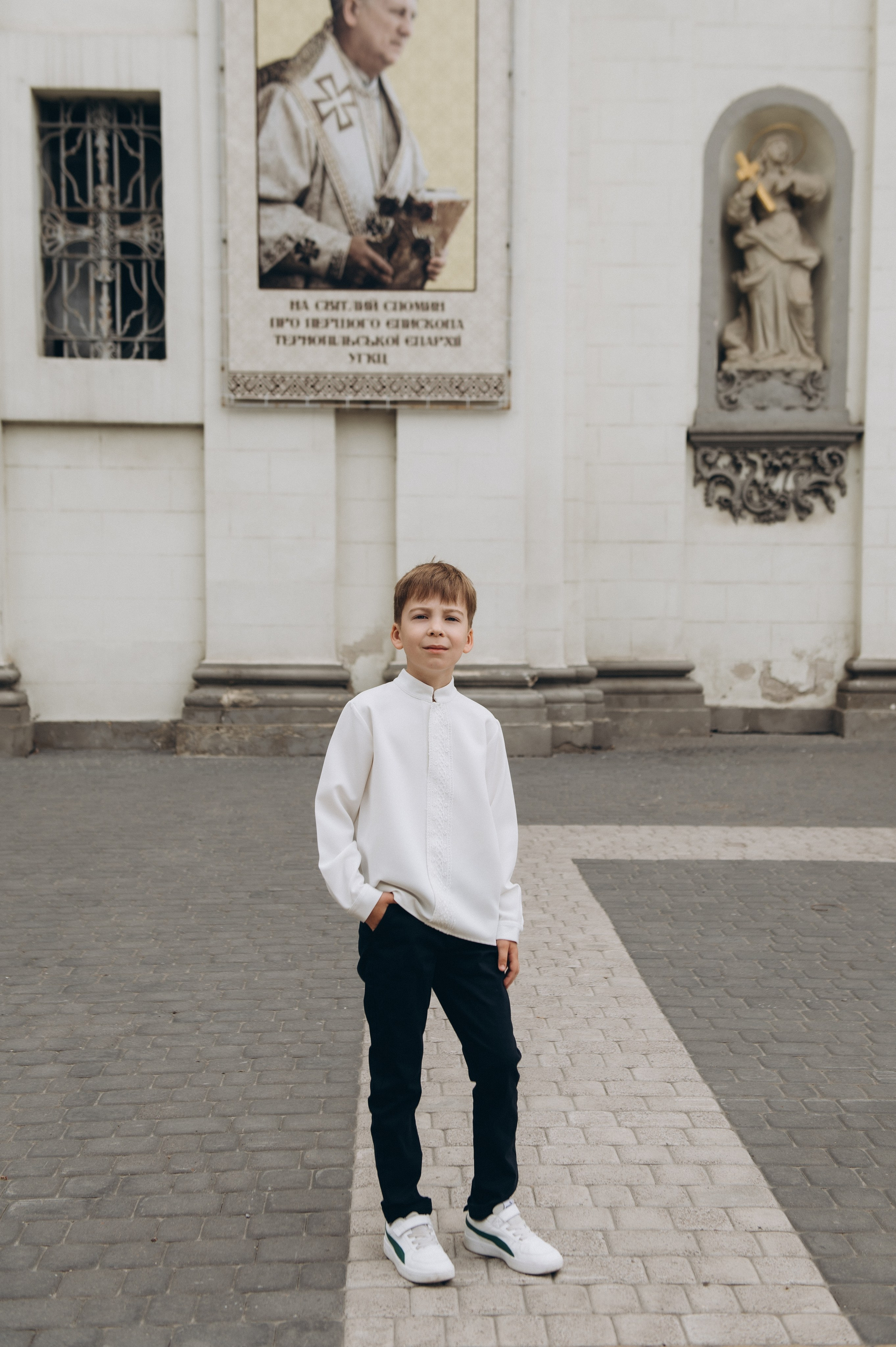 Фотосесія Першого Причастя Тернопіль, фотосесія Причастя Тернопіль, Таїнство Першого Причастя Тернопіль, Катедра Причастя Тернопіль. Сімейний, дитячий та індивідуальний фотограф в м. Тернопіль, м. Львів