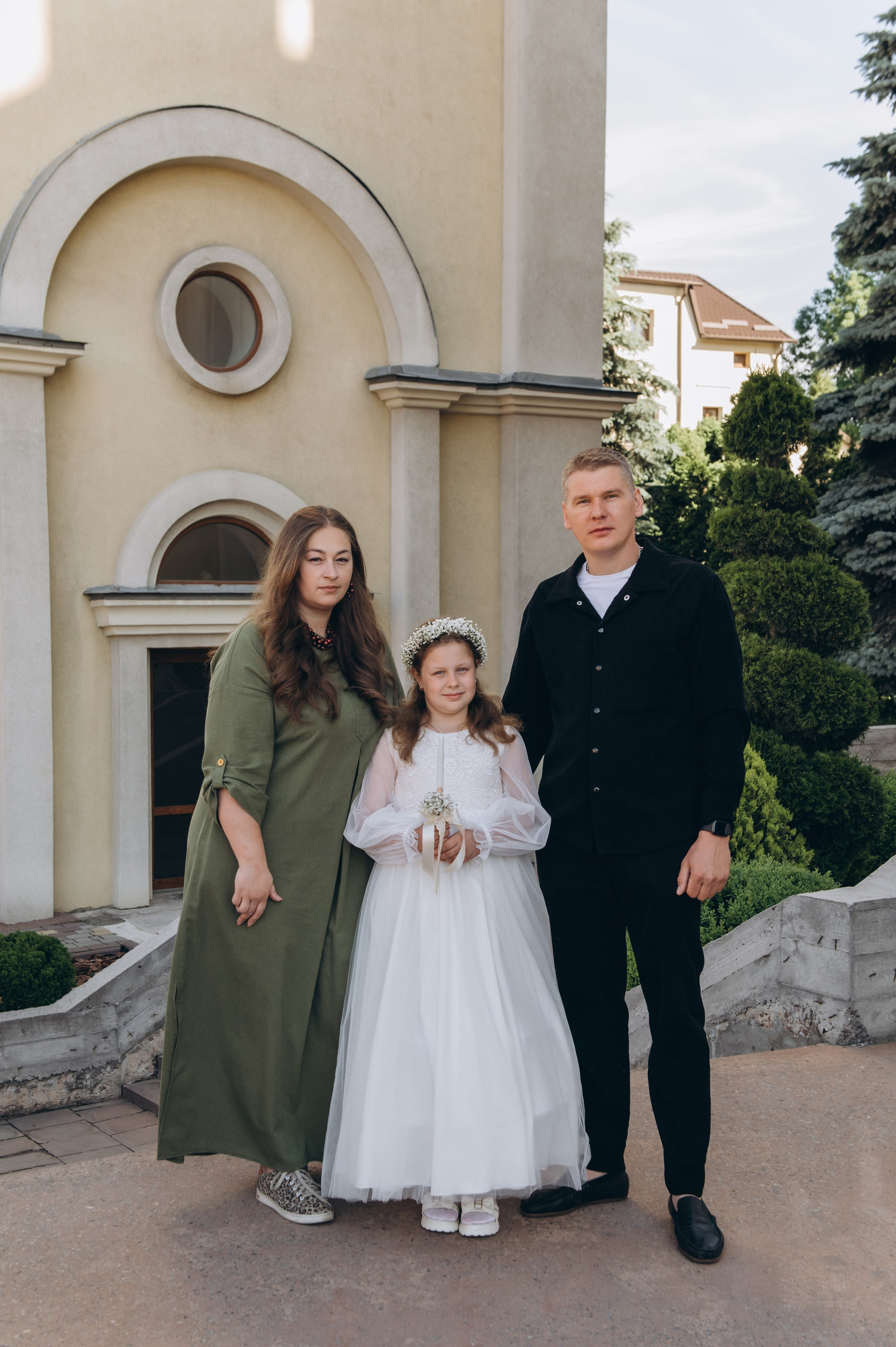 Фотосесія Першого Причастя Тернопіль, зйомка Першого Причастя Тернопіль, Церква Успіння Пресвятої Богородиці Причастя Тернопіль. Сімейний, дитячий та індивідуальний фотограф в м. Тернопіль, м. Львів