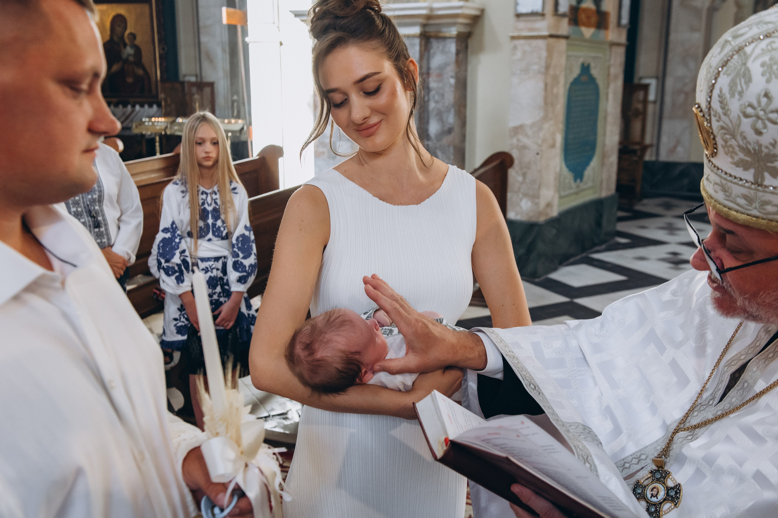 Фотосесія Хрещення Тернопіль, фотосесія хрестин Тернопіль, Катедра Тернопіль, фотосесія хрещення катедра. Сімейний, дитячий та індивідуальний фотограф в м. Тернопіль, м. Львів