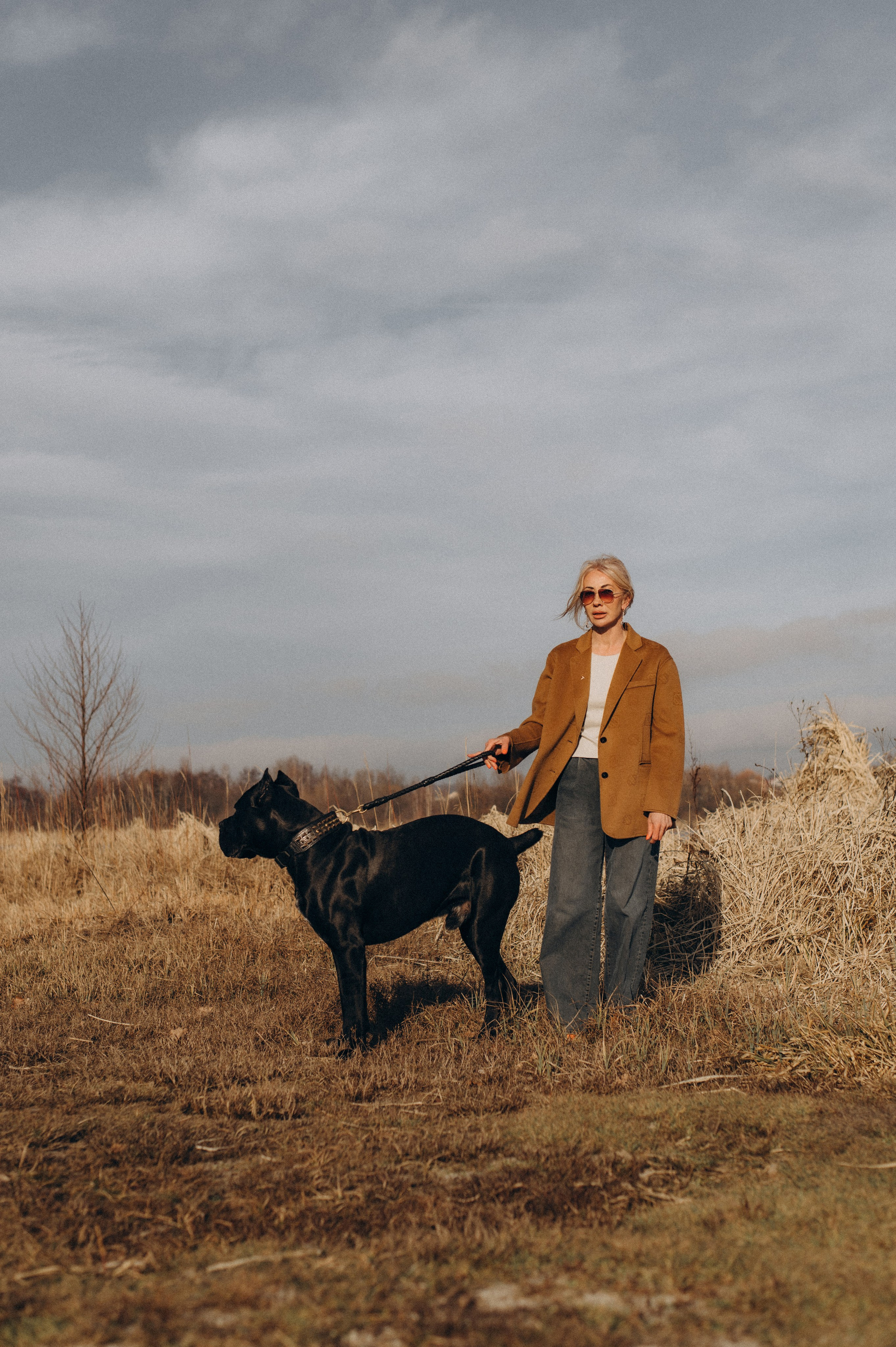 Фотосесія з собакою, зйомка з домашнім улюбленцем, фотосесія на природі Тернопіль, зйомка дівчат. Сімейний, дитячий та індивідуальний фотограф в м. Тернопіль, м. Львів