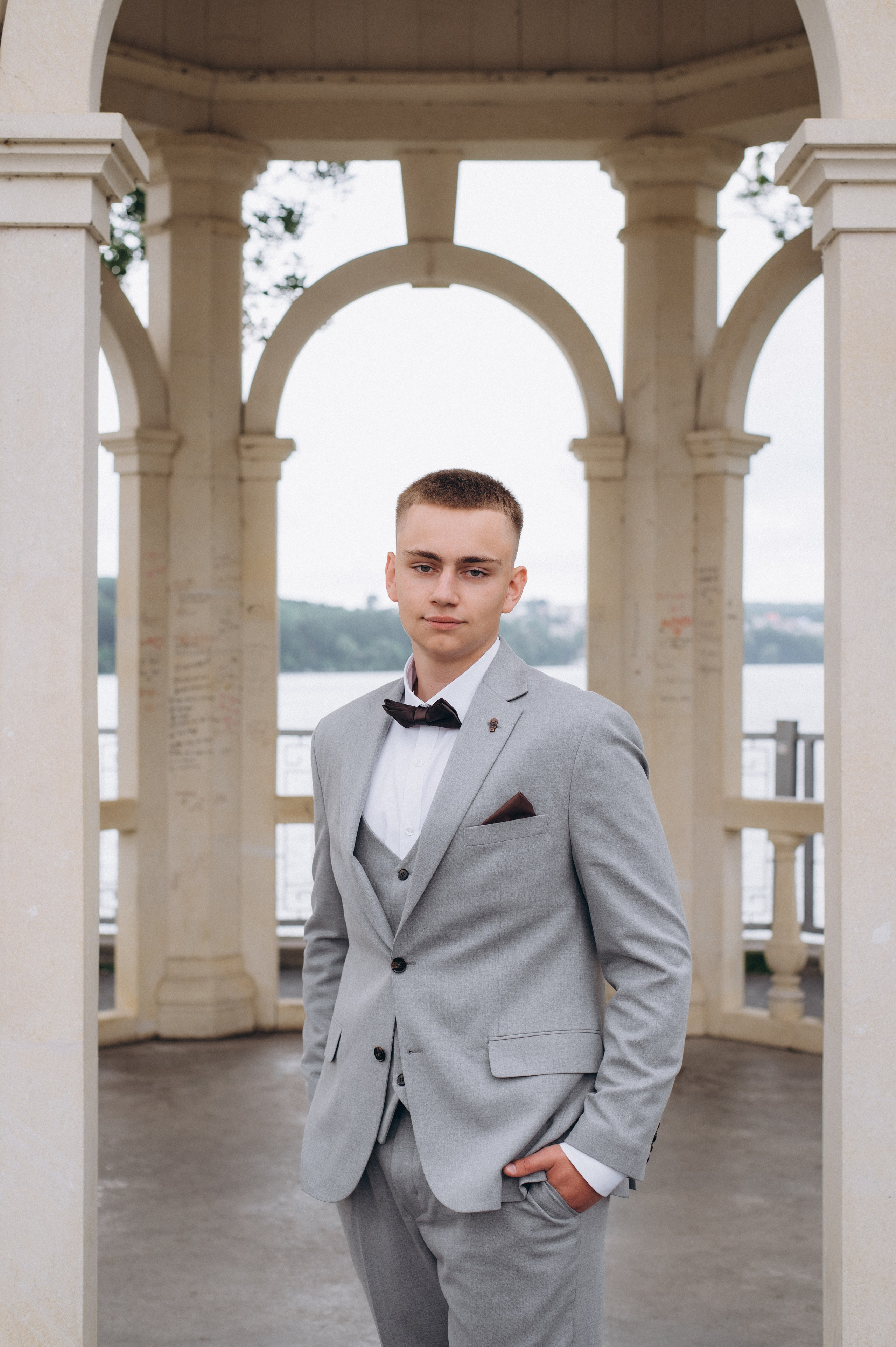 Випускники 2025, фотосесія випускного Тернопіль, фотосесія випускників Тернопіль, зйомка випускного, фотосесія випускного. Сімейний, дитячий та індивідуальний фотограф в м. Тернопіль, м. Львів